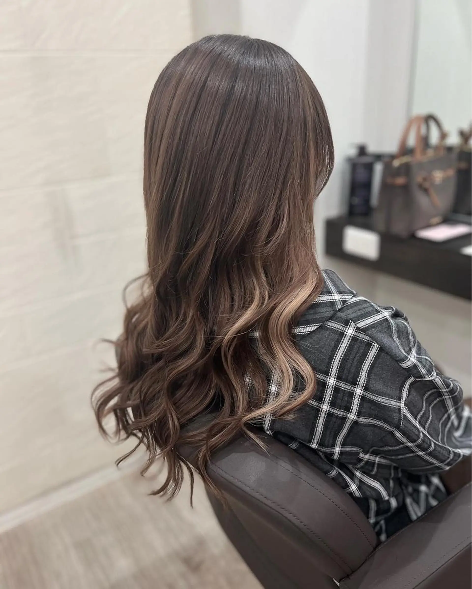 ロング TSUBAKI /グランディールのヘアスタイル