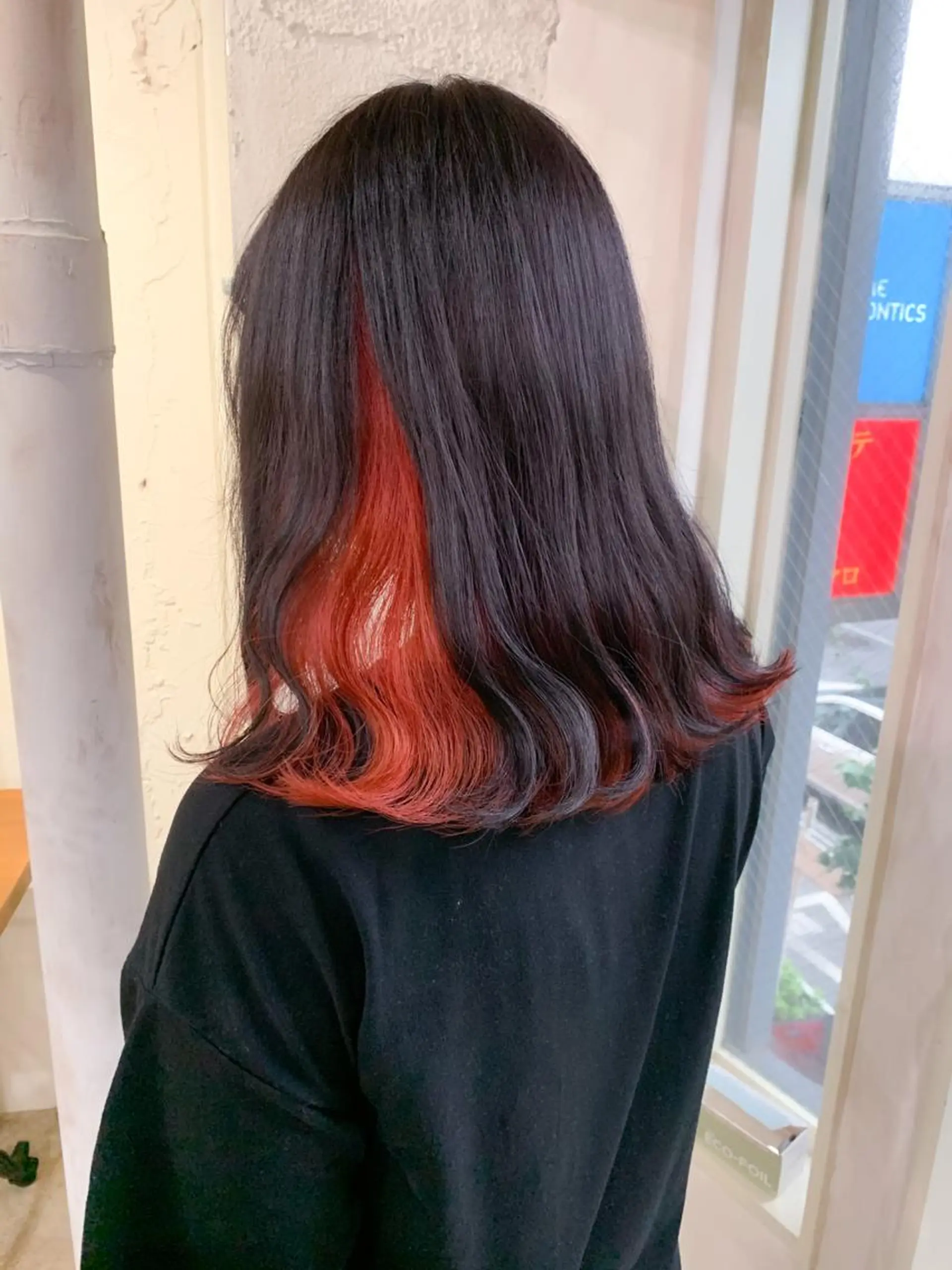 ミディアム カラー インナーカラー レッドカラー ヘアカラー トリートメント トリートメント /カラー/NAOKIのヘアスタイル