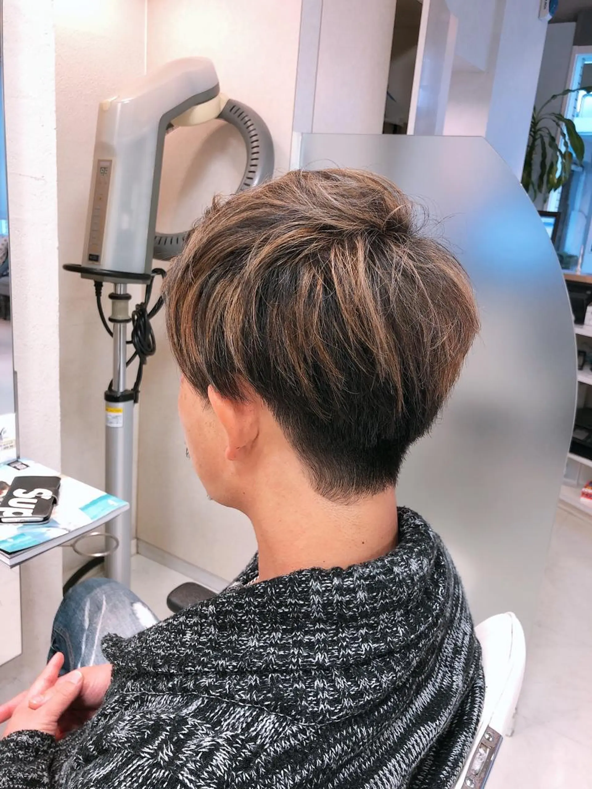 メンズ メンズブリーチ メンズハイライト 阿部 美咲のヘアスタイル