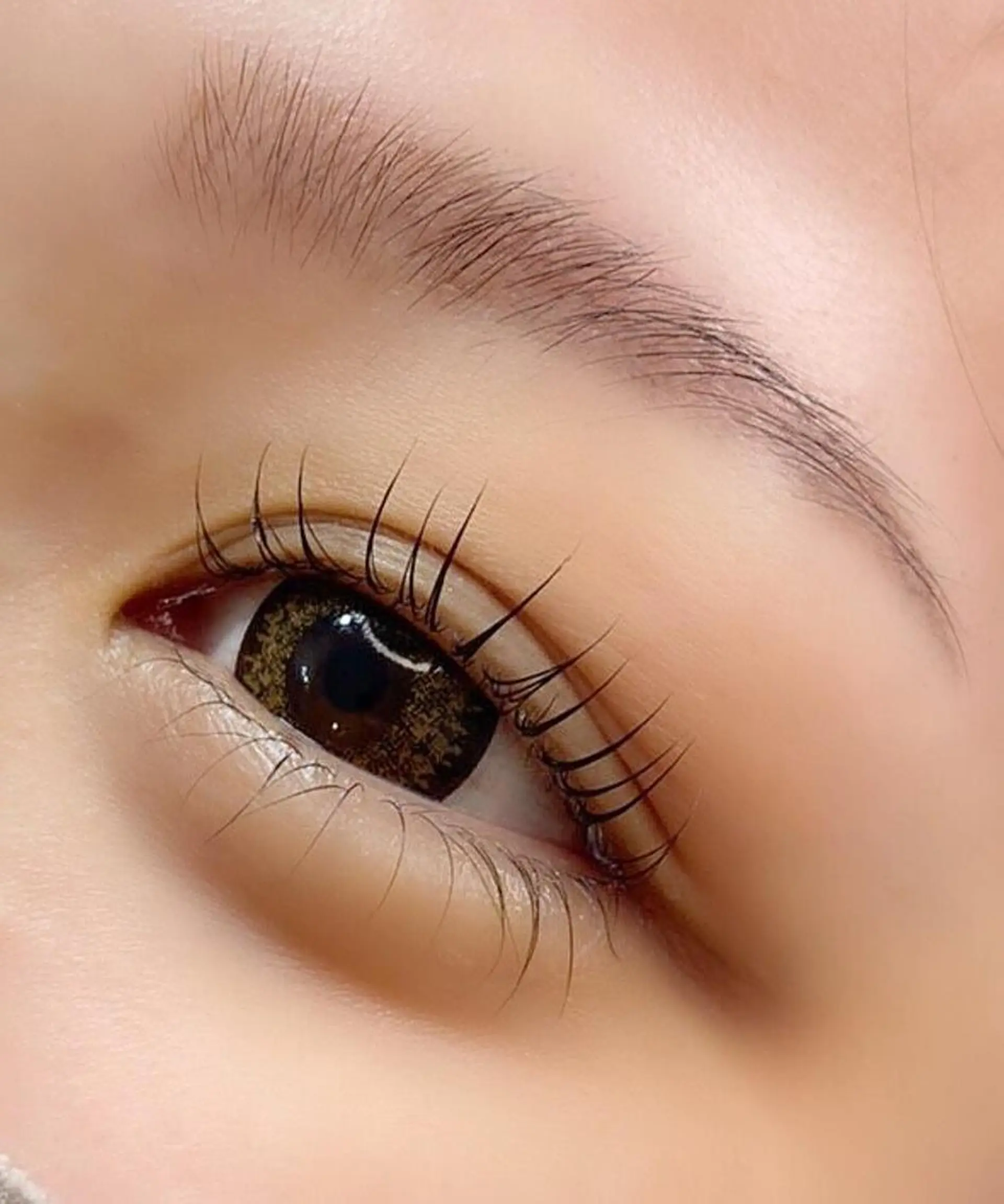 マツエク・マツパ n9　brow所属・n9　brow sumi.の眉毛・アイブロウイメージ