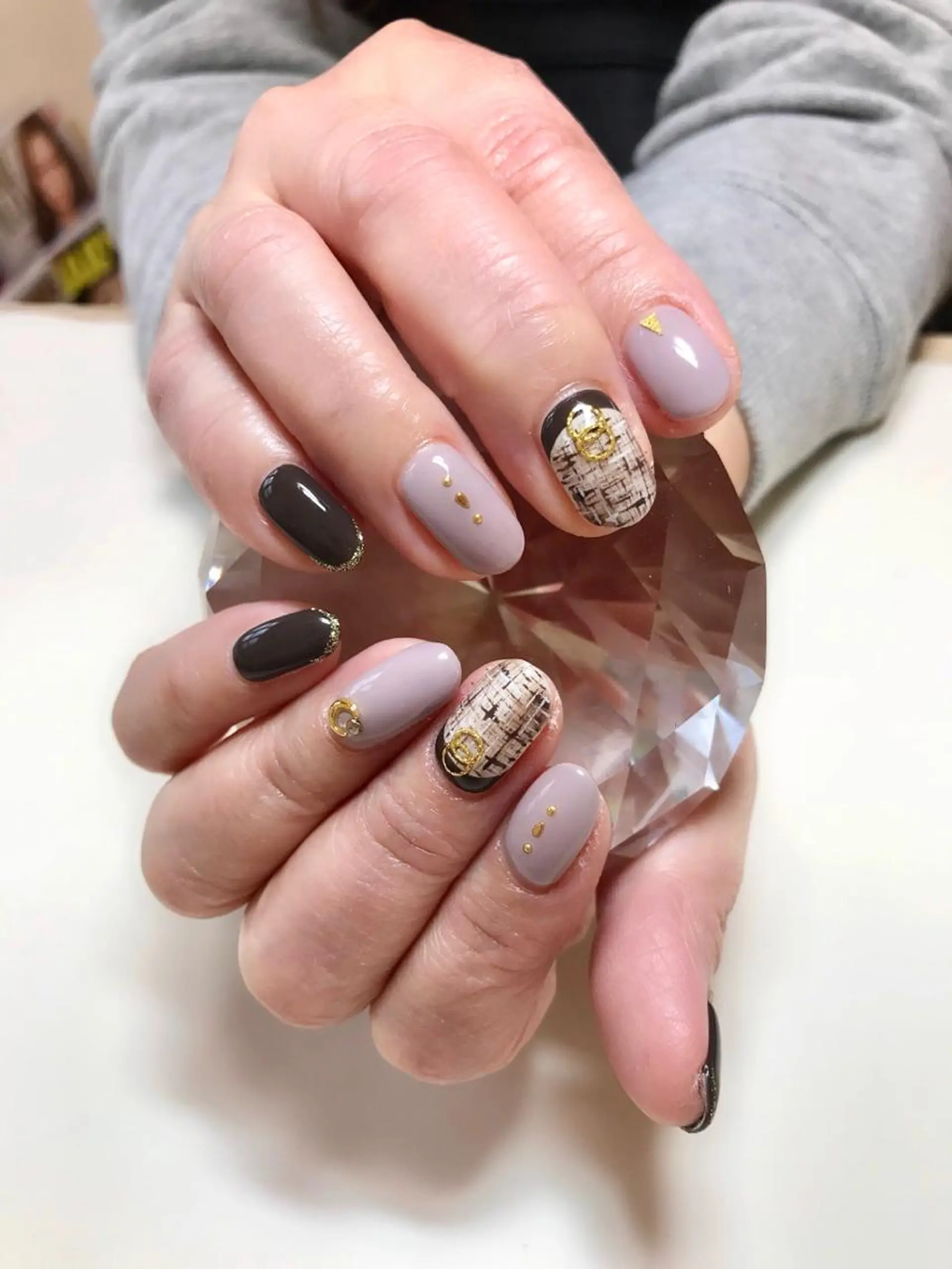 ネイル ツイードネイル 'mm  (ミリ) ＭＡＮＡＭＩのネイルデザイン