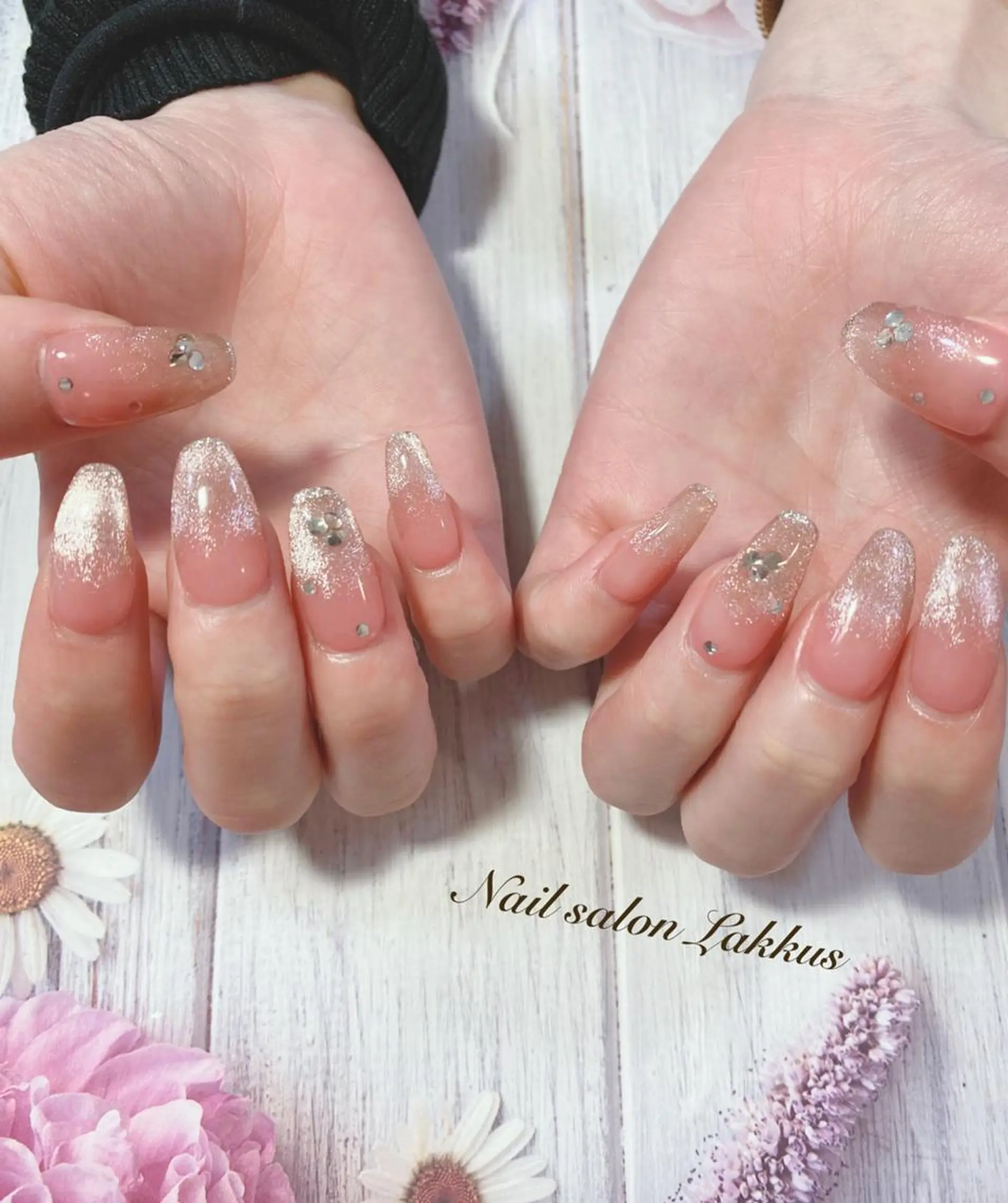 ネイル マグネットネイル Lakkus T－CHIのネイルデザイン