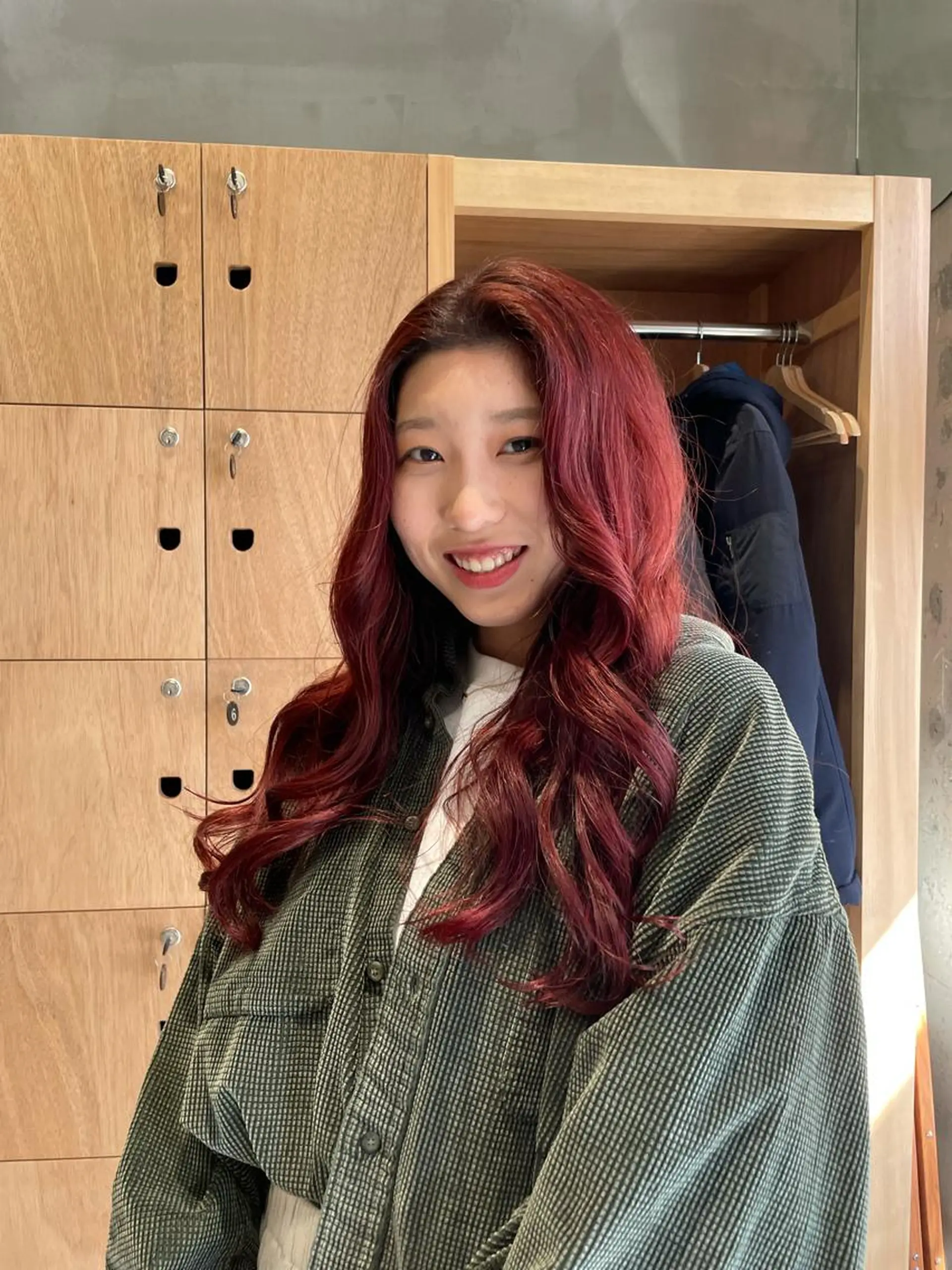 カラー wewe: momoeのヘアスタイル