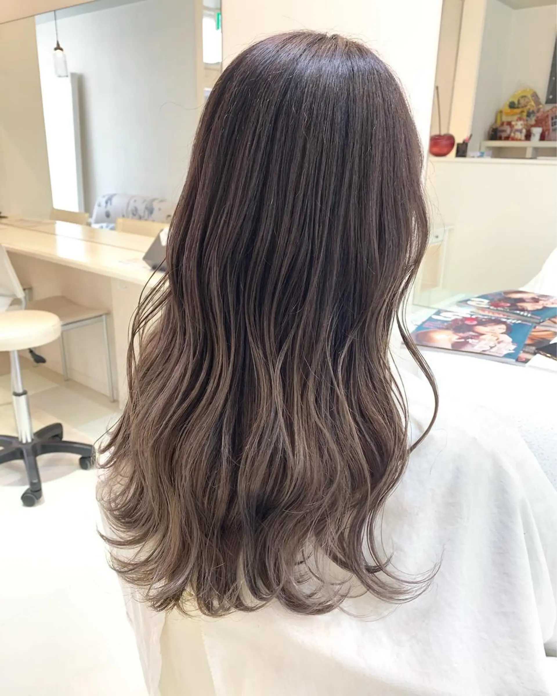 カラー 渡辺 健太のヘアスタイル