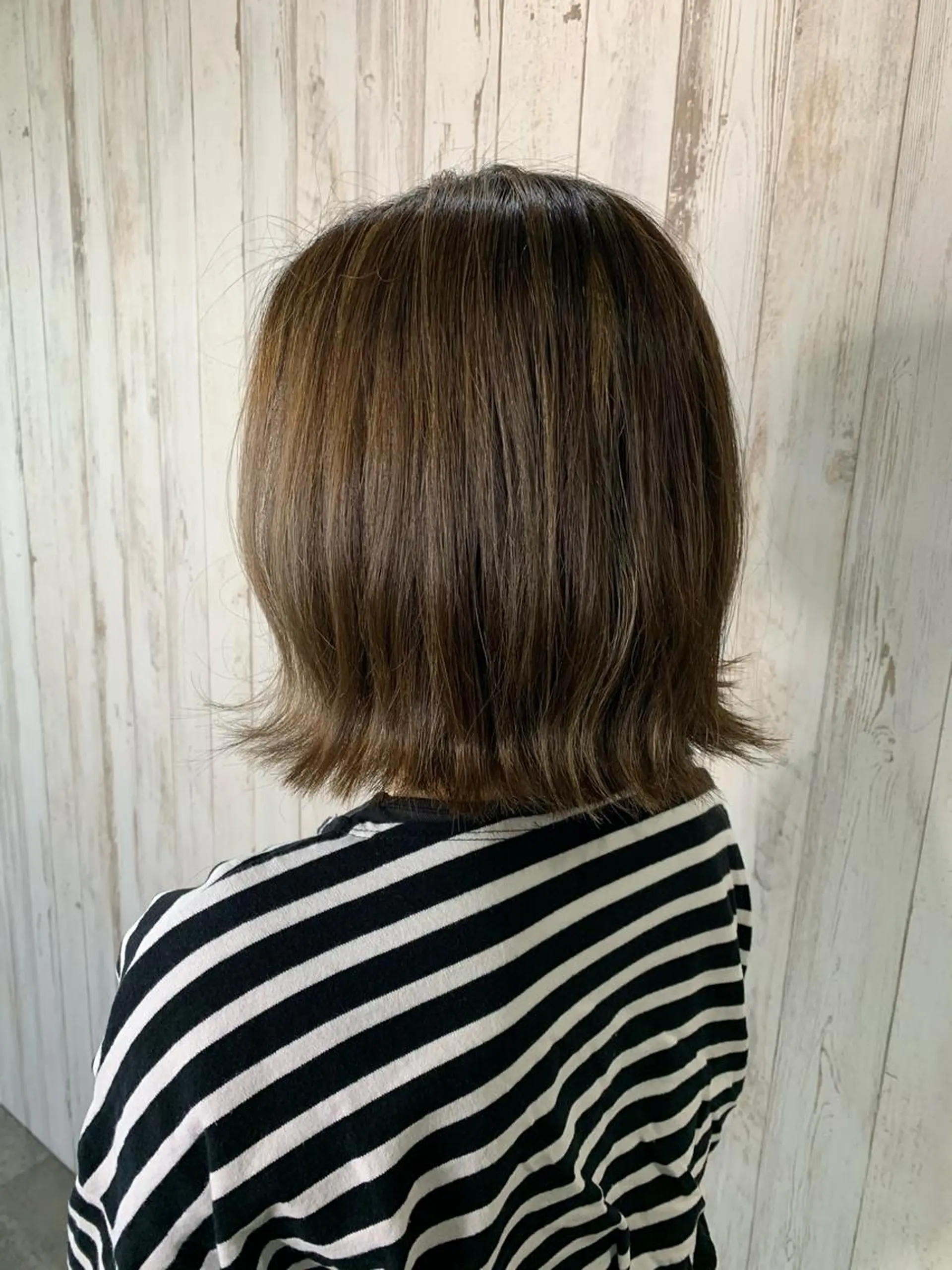 ショート カラー ハイライトカラー ハイライト 河田 寧生のヘアスタイル