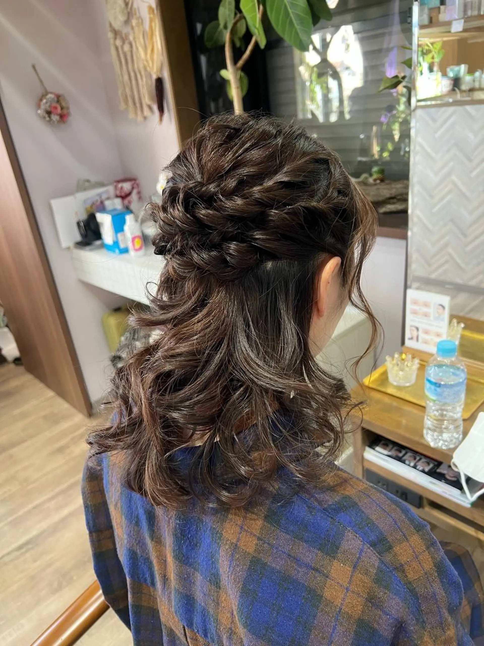 セミロング ヘアアレンジ B-rilliant ビーリリアント所属・今井 里美のヘアスタイル