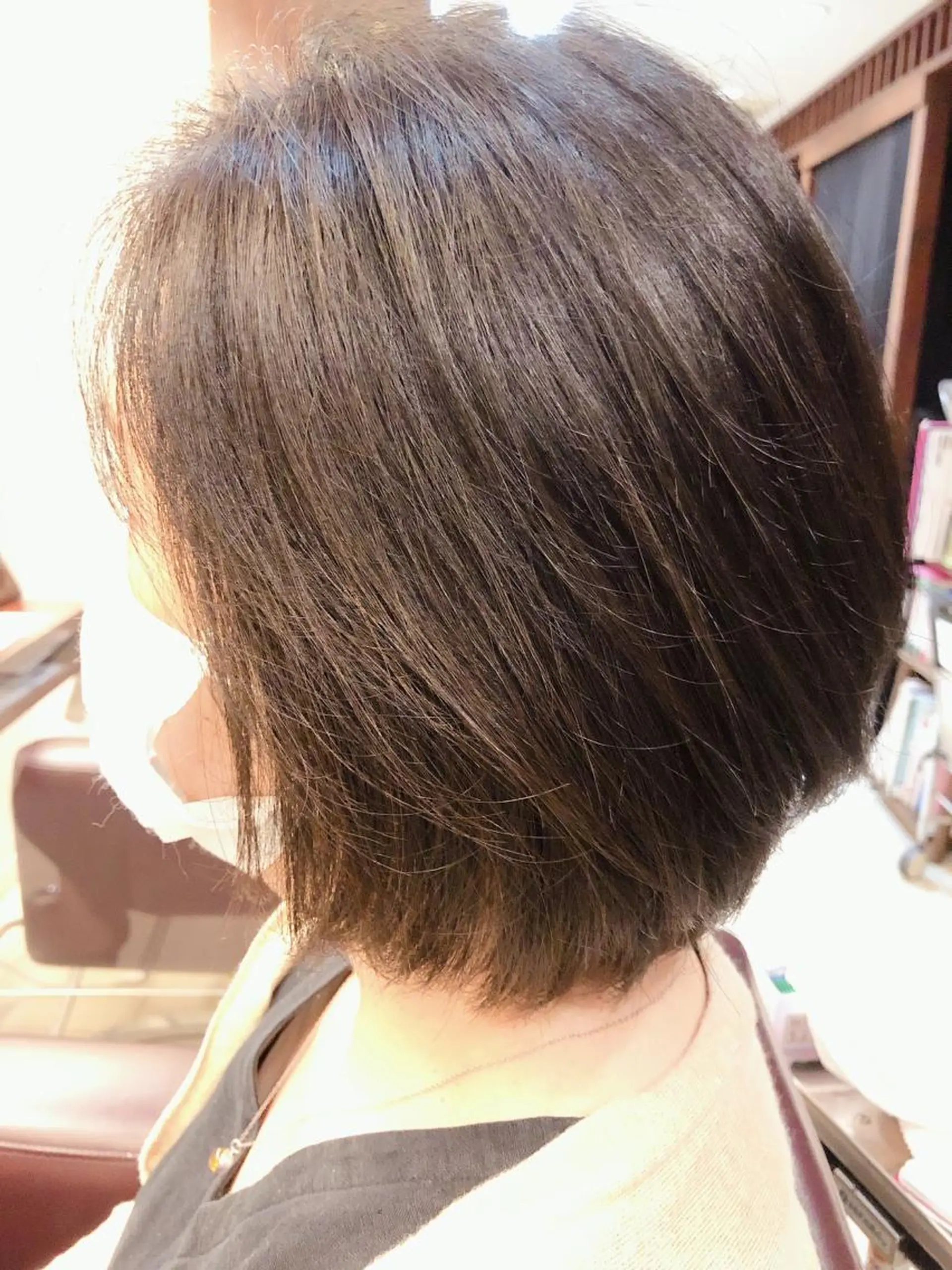 ミディアム 顔周りカット こすげひろと カラー講師のヘアスタイル