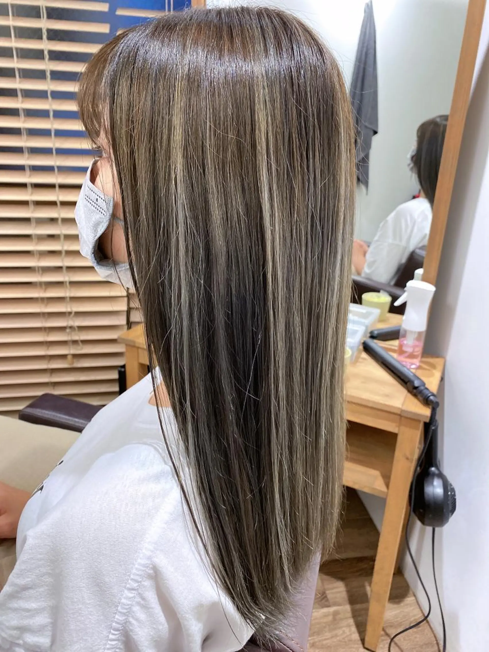 ロング カラー ヘアカラー トリートメント ハイライト⭐️上野 高広のヘアスタイル