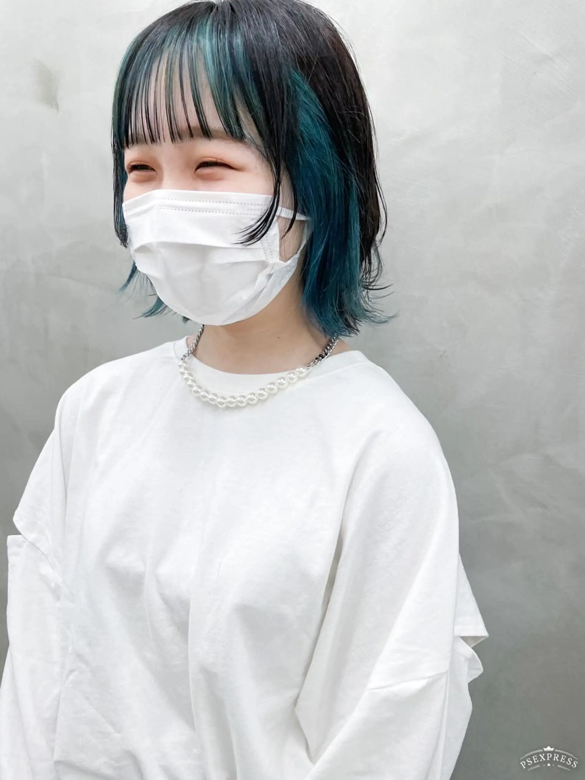 ショート 💜ショート💜 ウルフ、ボブ二色亜美のヘアスタイル