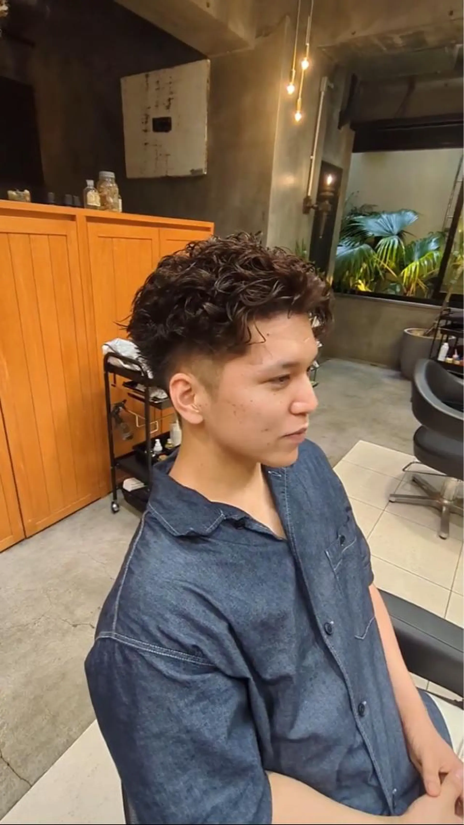 ショート パーマ 本田 央介のヘアスタイル