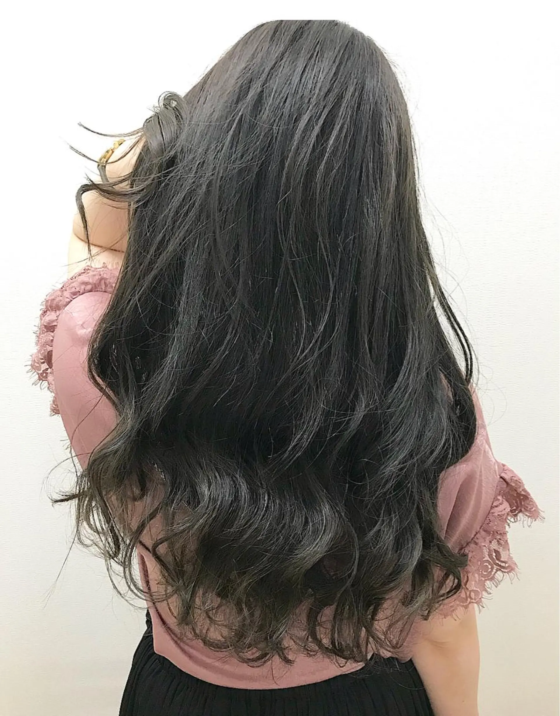 ロング 🧡色落ちまで2度綺 麗なカラー🧡ヨシキのヘアスタイル