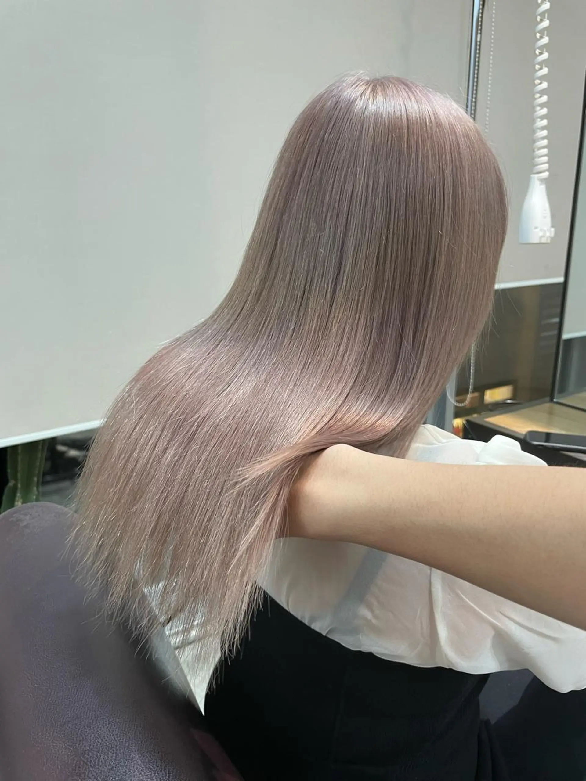 ミディアム カラー ヘアアレンジ ヘアカラー 🌹TikTok４万 ﾌｫﾛﾜｰ🌹AKIのヘアスタイル