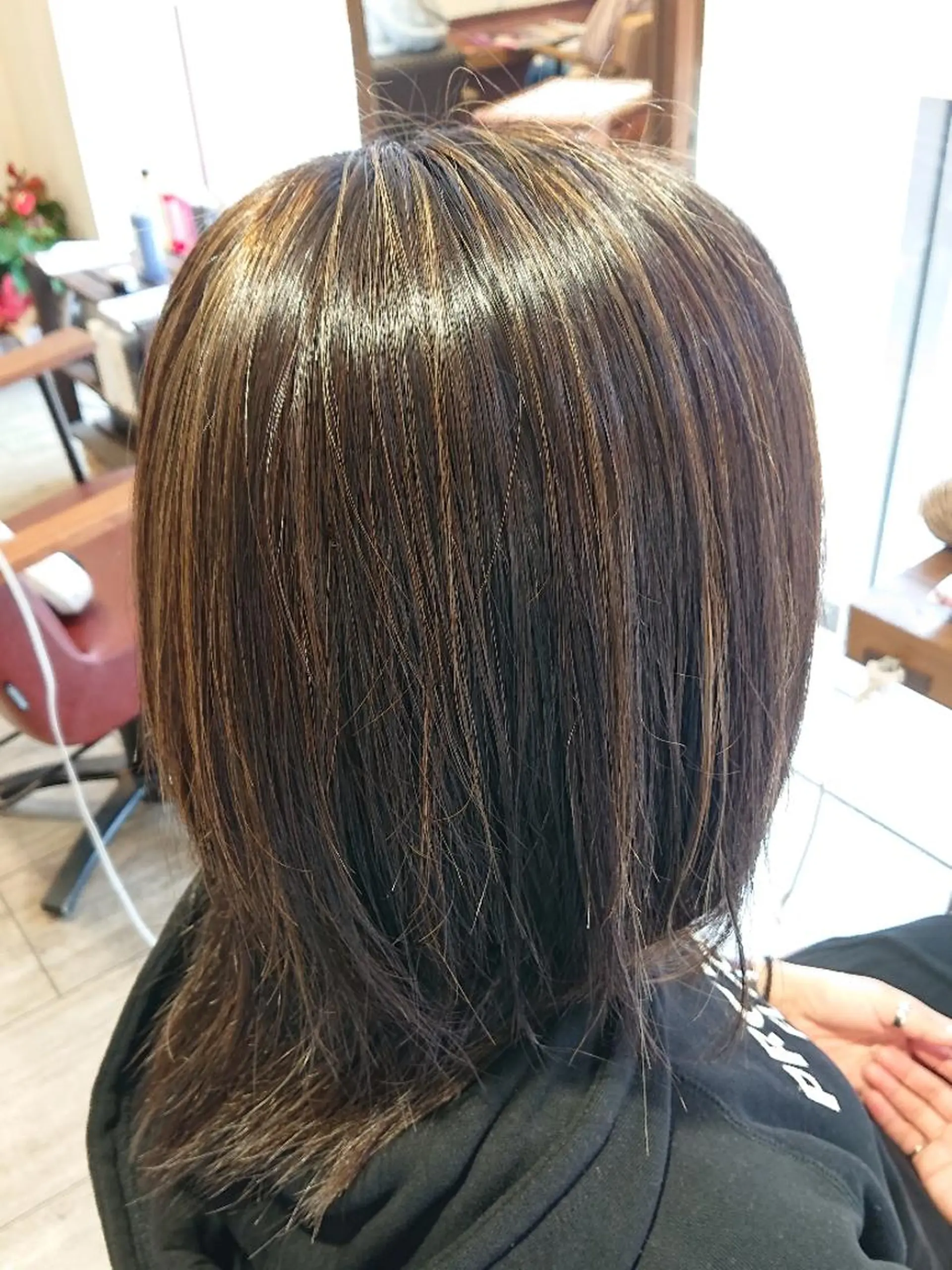 ミディアム カラー ハイライトカラー ハイライト カット ヘアカラー トリートメント 村田 和志のヘアスタイル