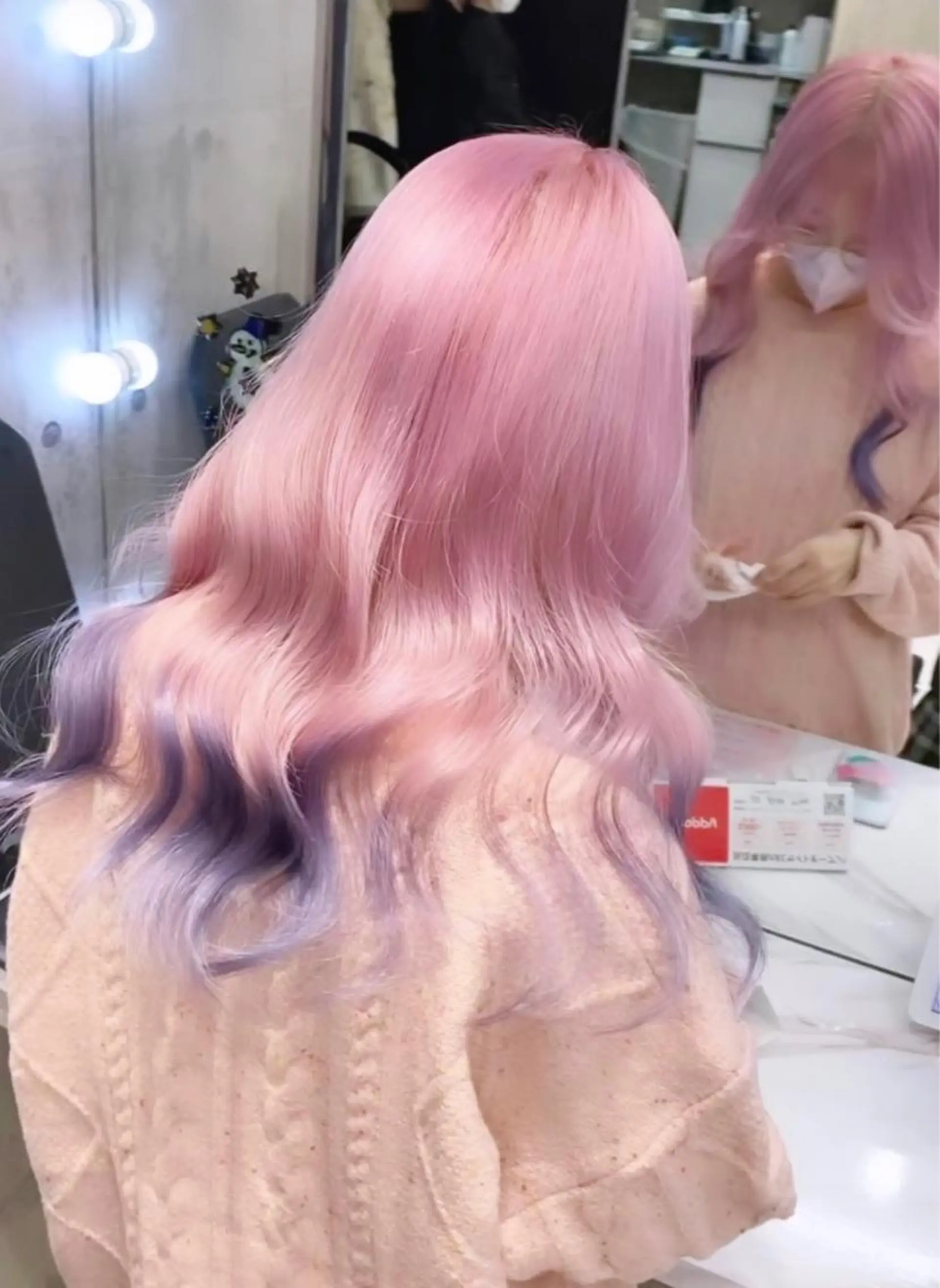 セミロング カラー パーマ ヘアアレンジ メンズ キッズ ネイル マツエク・マツパ アイブロウ ラベンダーカラー ピンクカラー カラーマツエク クリアネイル ピンク ハイトーンNo.1 👩🏼NaGiSaのヘアスタイル