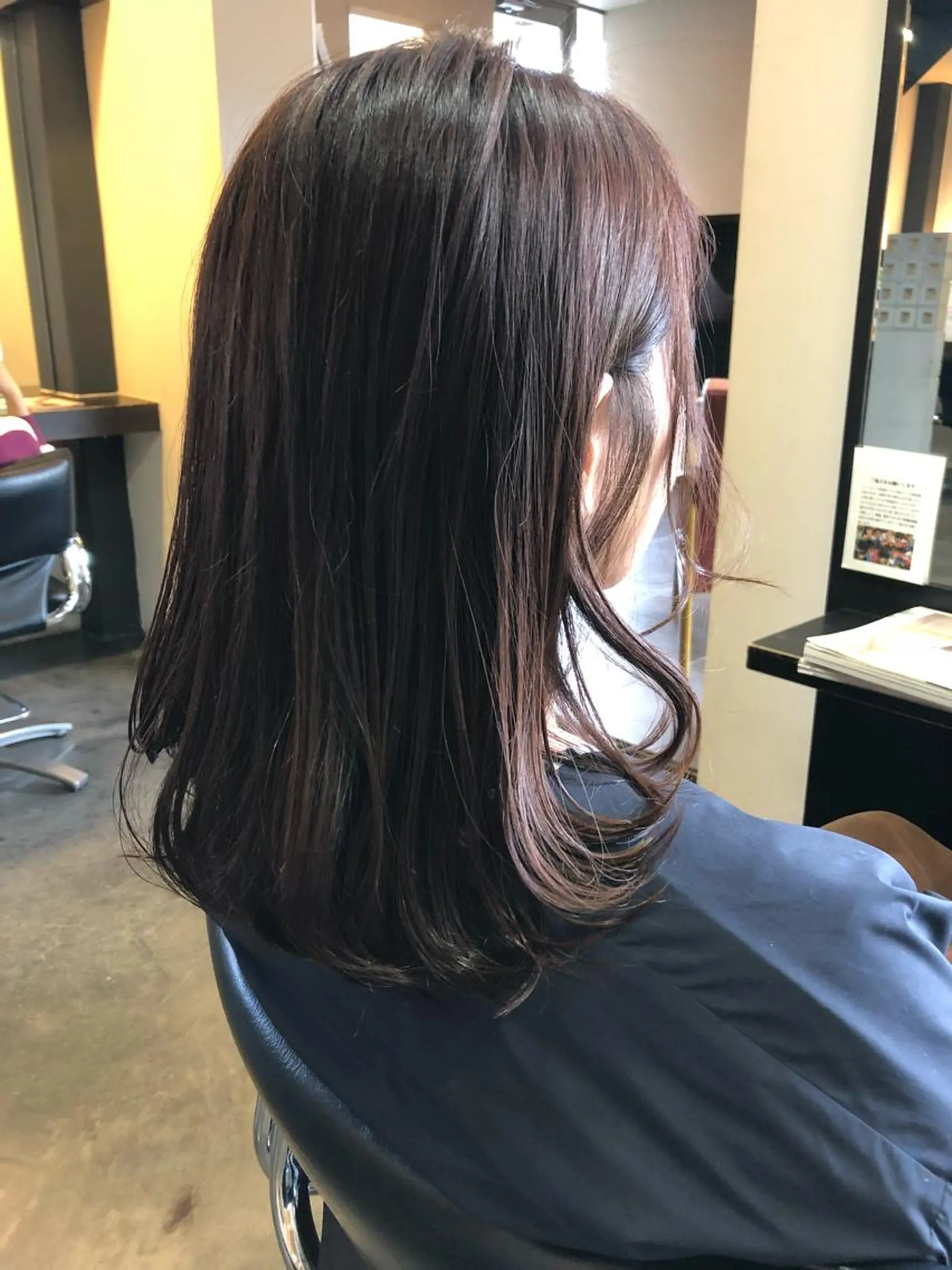 セミロング トップスタイリスト 大野 唯のヘアスタイル