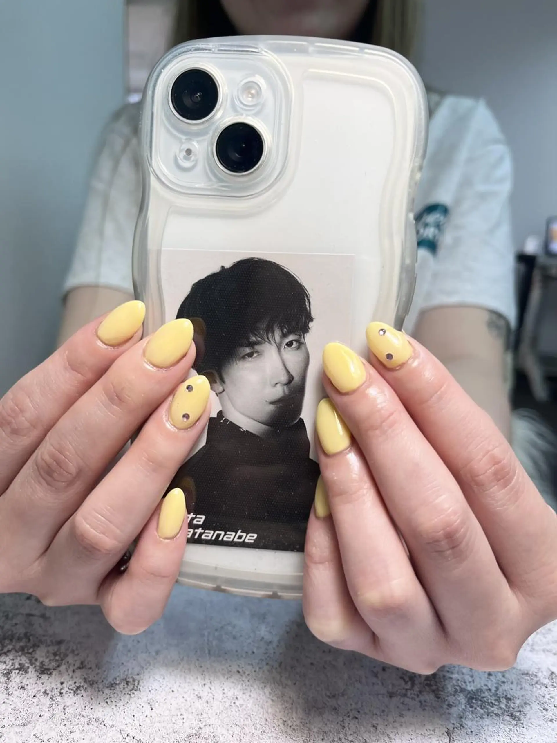 ネイル ワンカラーネイル ストーンネイル ハンドネイル 優奈ﾃｨﾝ atelier-01のネイルデザイン