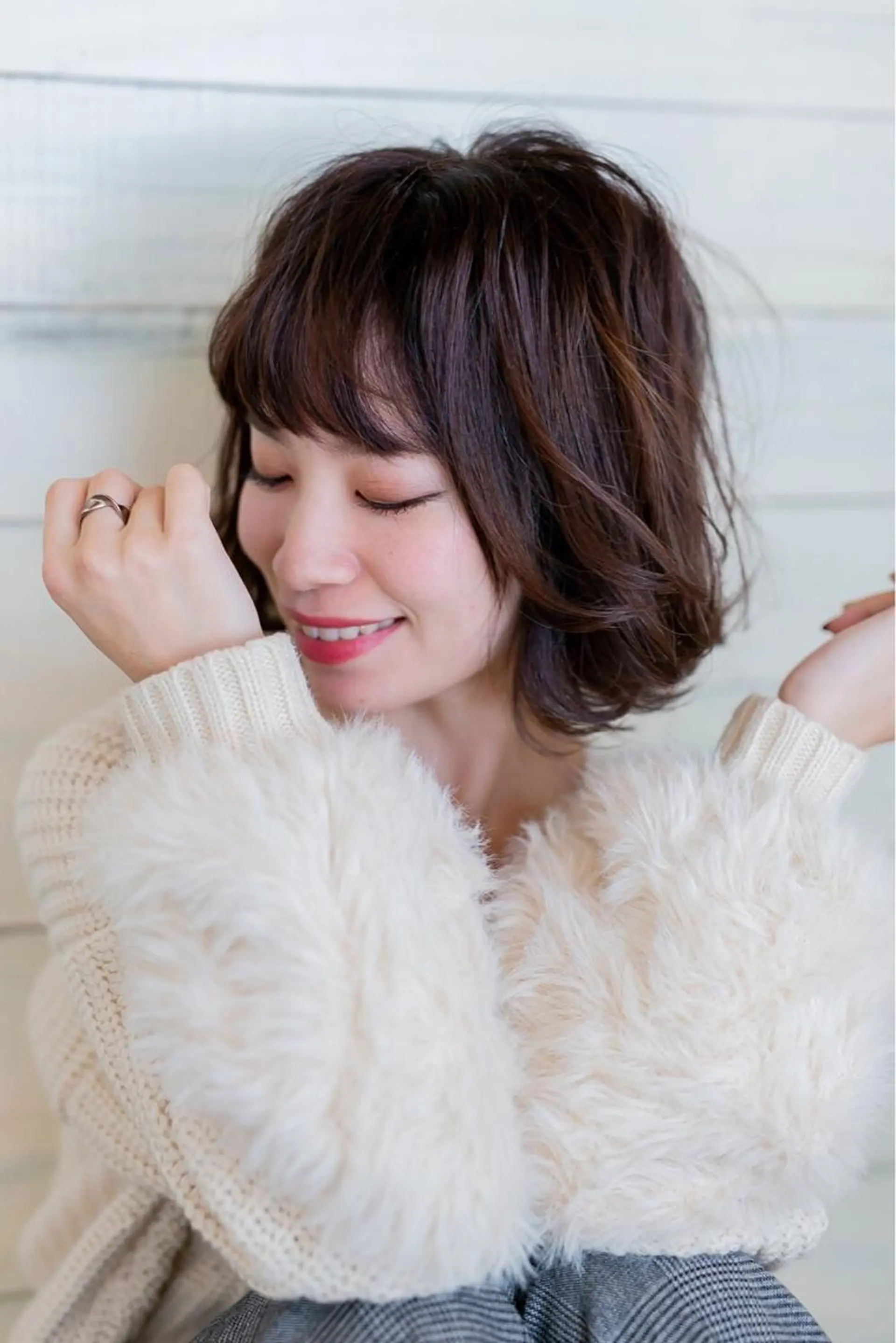 ショート カラー 出村谷 雄太のヘアスタイル