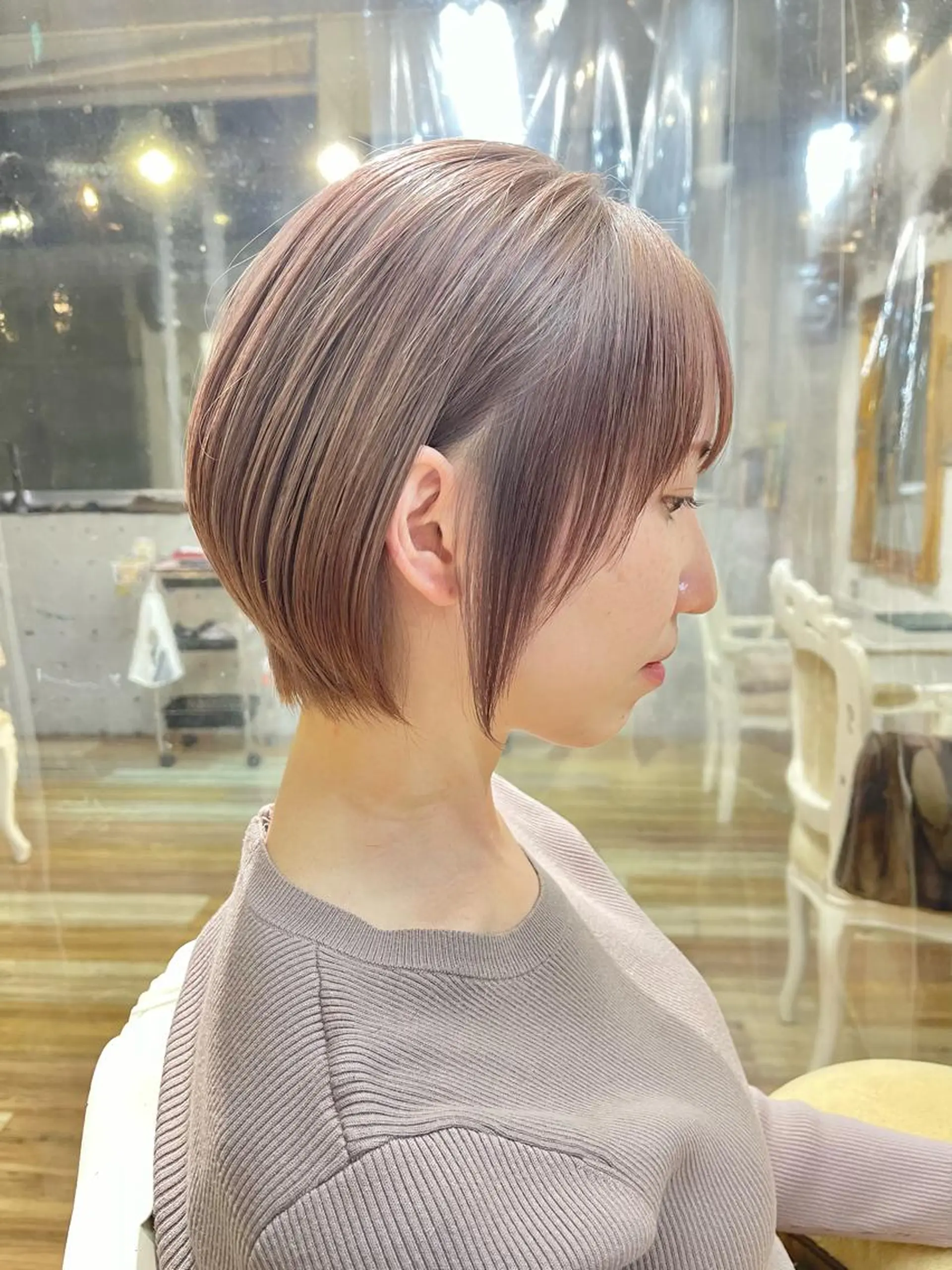 ショート カラー 及川 光のヘアスタイル