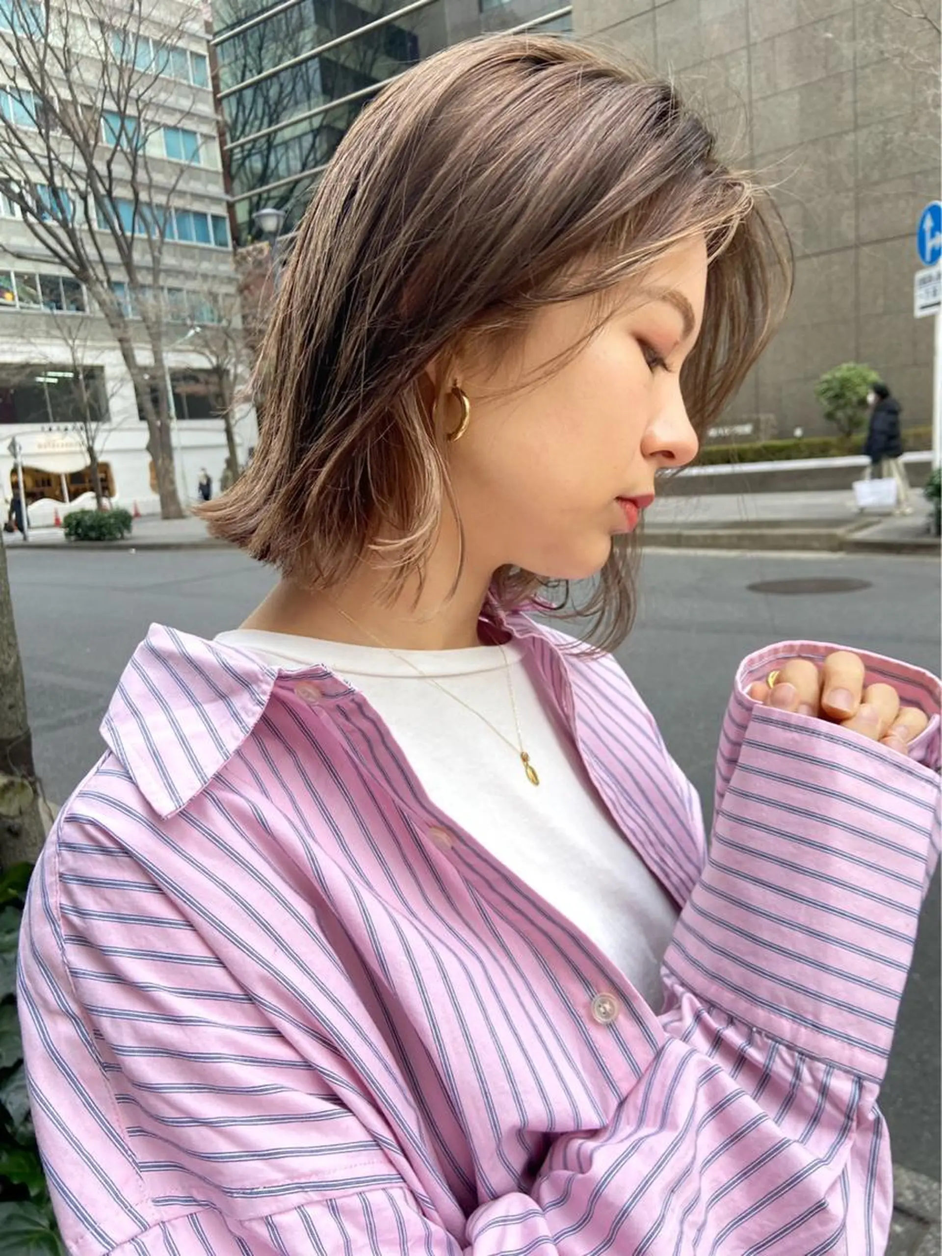 ミディアム 伊藤 まみのヘアスタイル