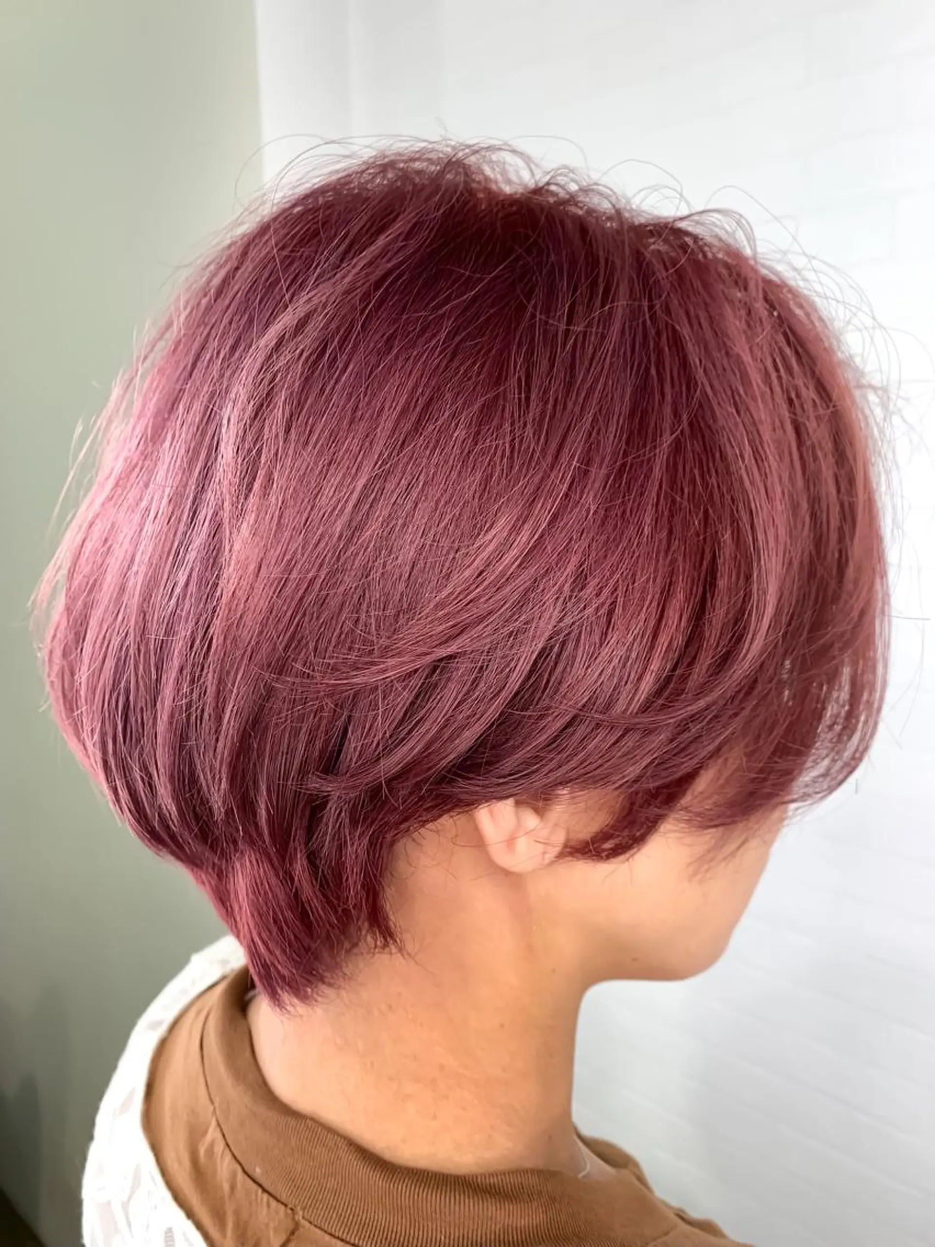 ショート カラー ブリーチ ヘアカラー 中村 維久美のヘアスタイル