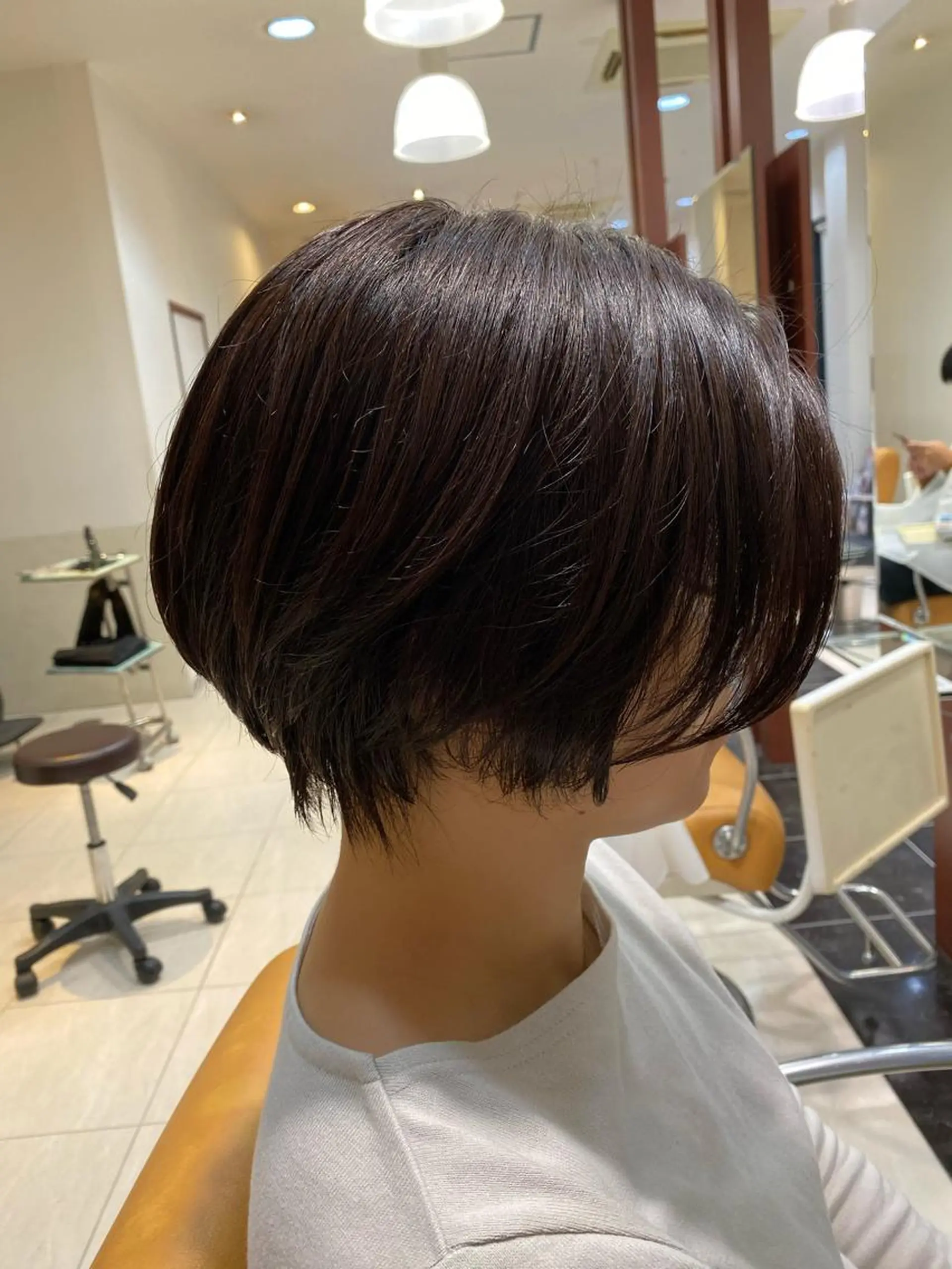 ショート カラー 赤間 飛鳥のヘアスタイル