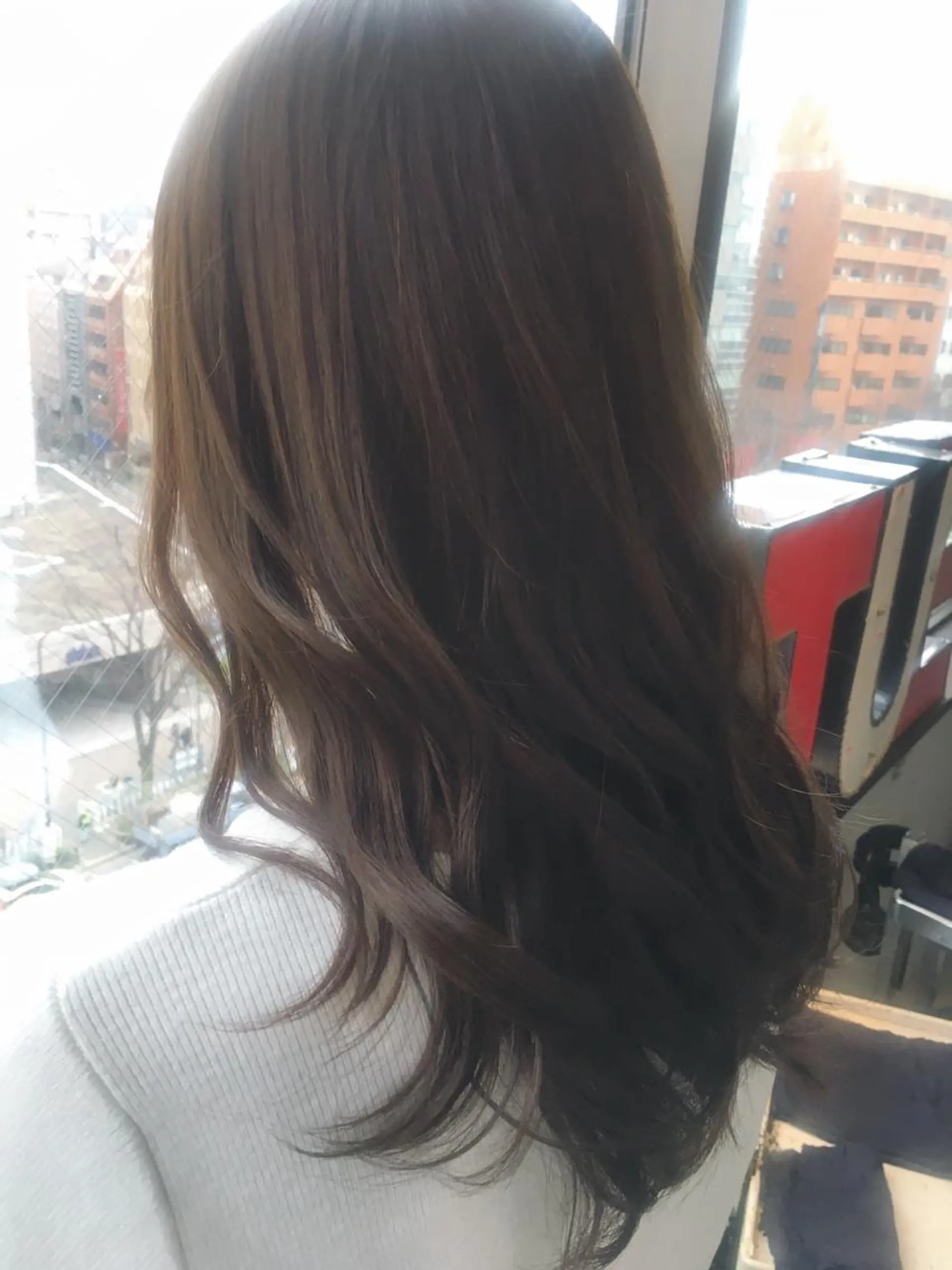 セミロング カラー パーマ アッシュ 代表 中島貴志のヘアスタイル