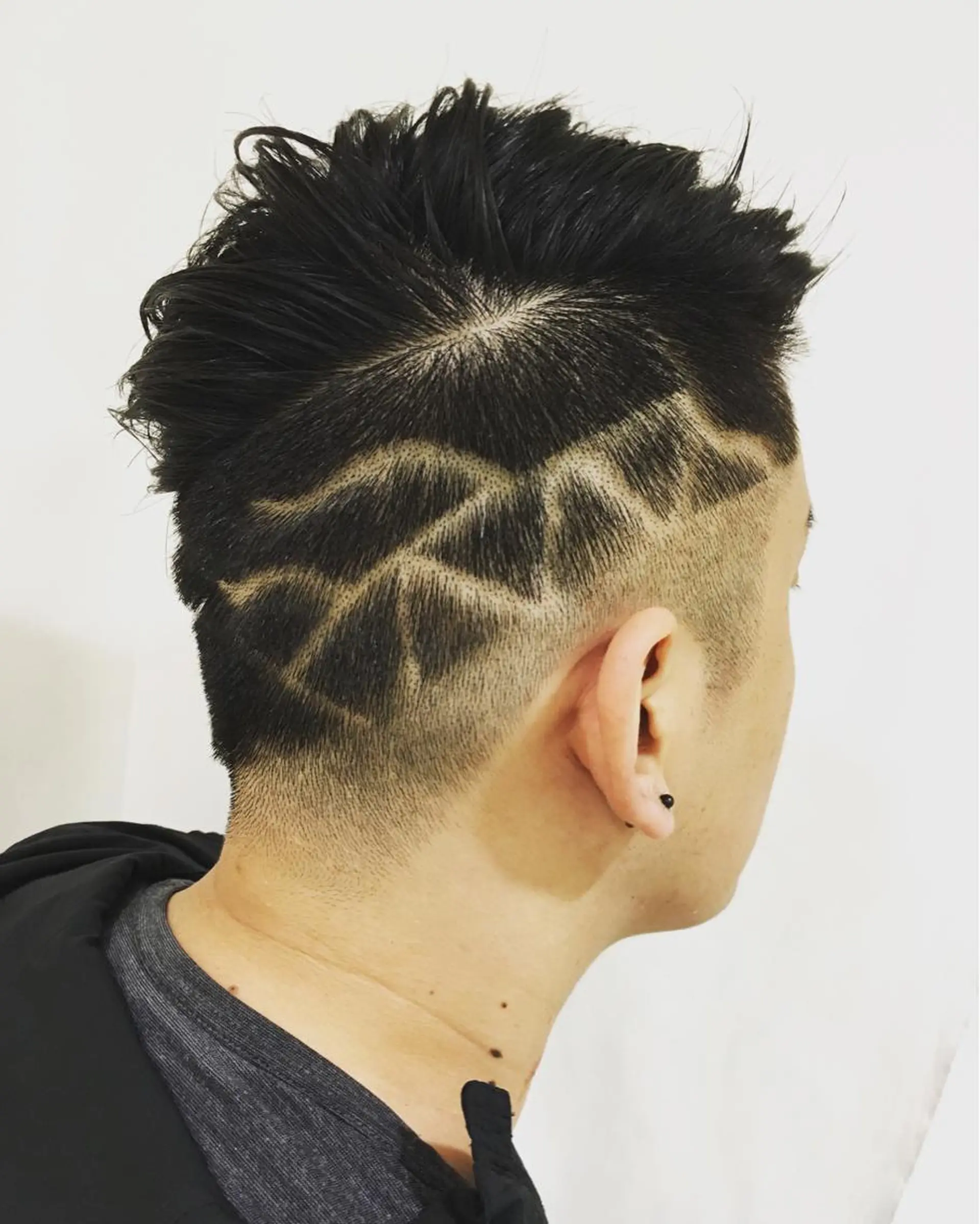 ショート パーマ メンズ きむえり/髪質改善 /うねり広がり改善のヘアスタイル