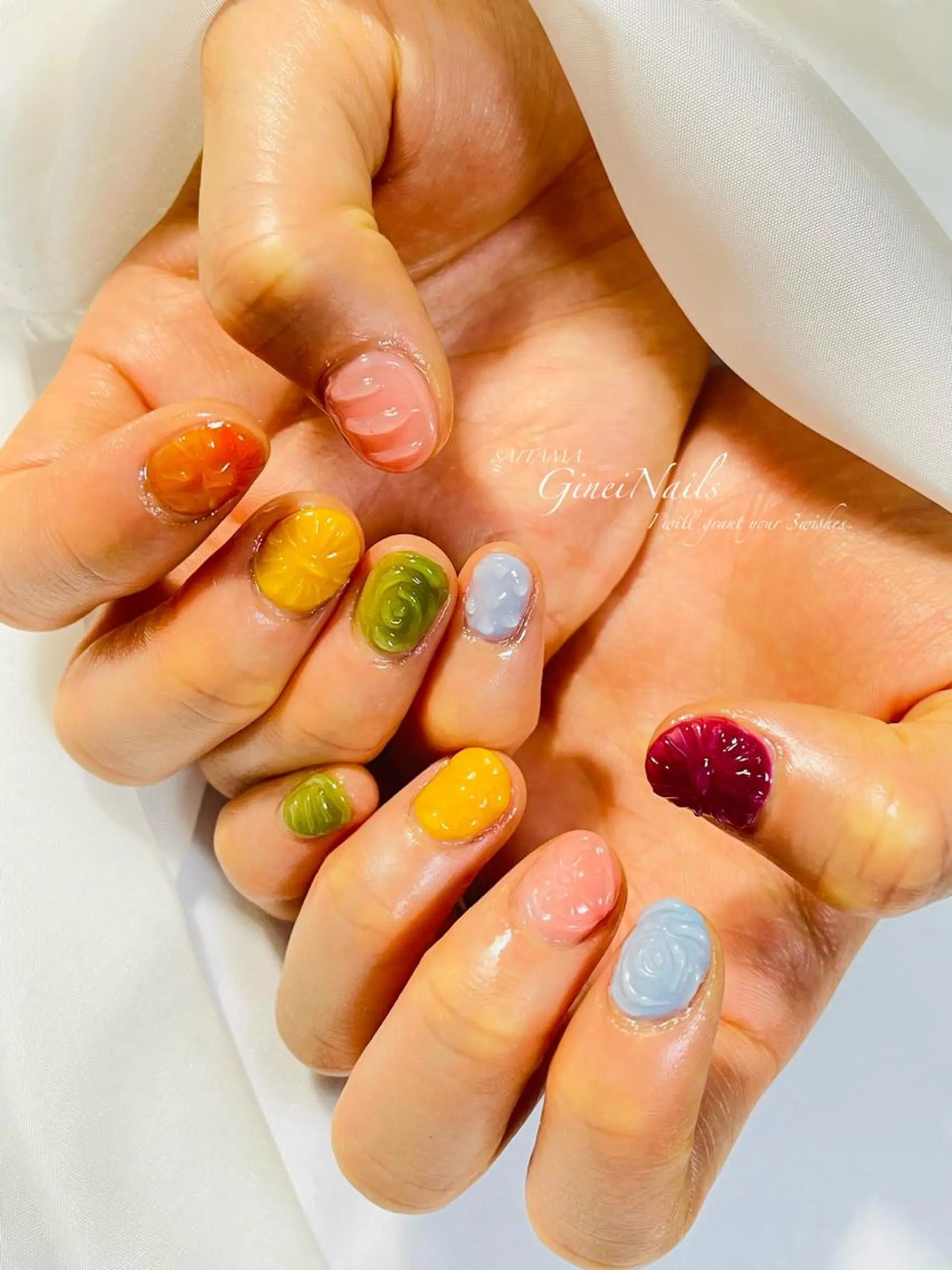 ネイル フットネイル キラキラネイル ロングネイル ミラーネイル ニュアンスネイル Genie Nailsのネイルデザイン