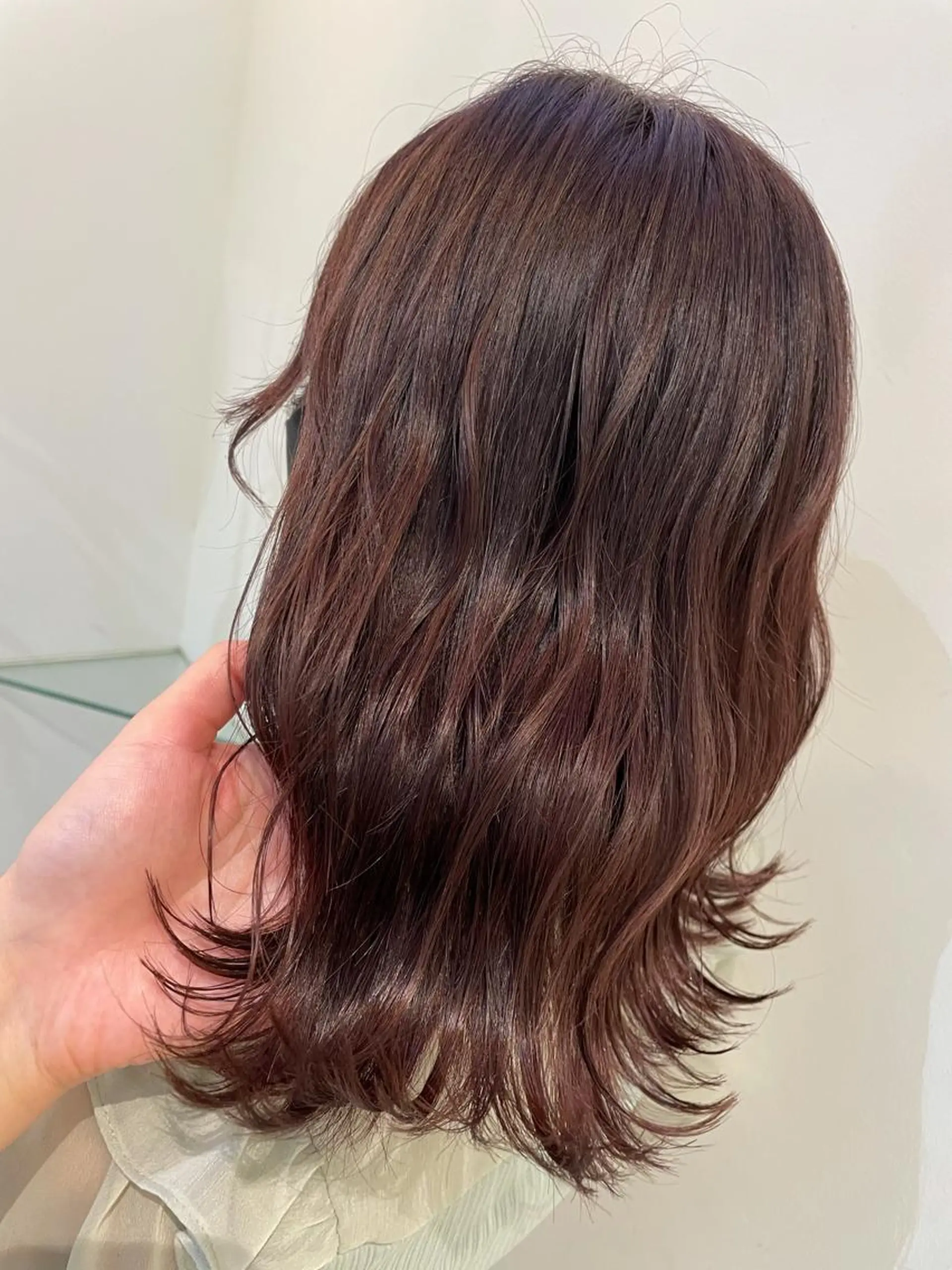 ミディアム カラー ブリーチ ブラウンカラー ブリーチなしカラー ピンクカラー ピンクブラウン カット ヘアカラー トリートメント 極艶透明感カラー🐰 髪質改善/出雲つぐみのヘアスタイル