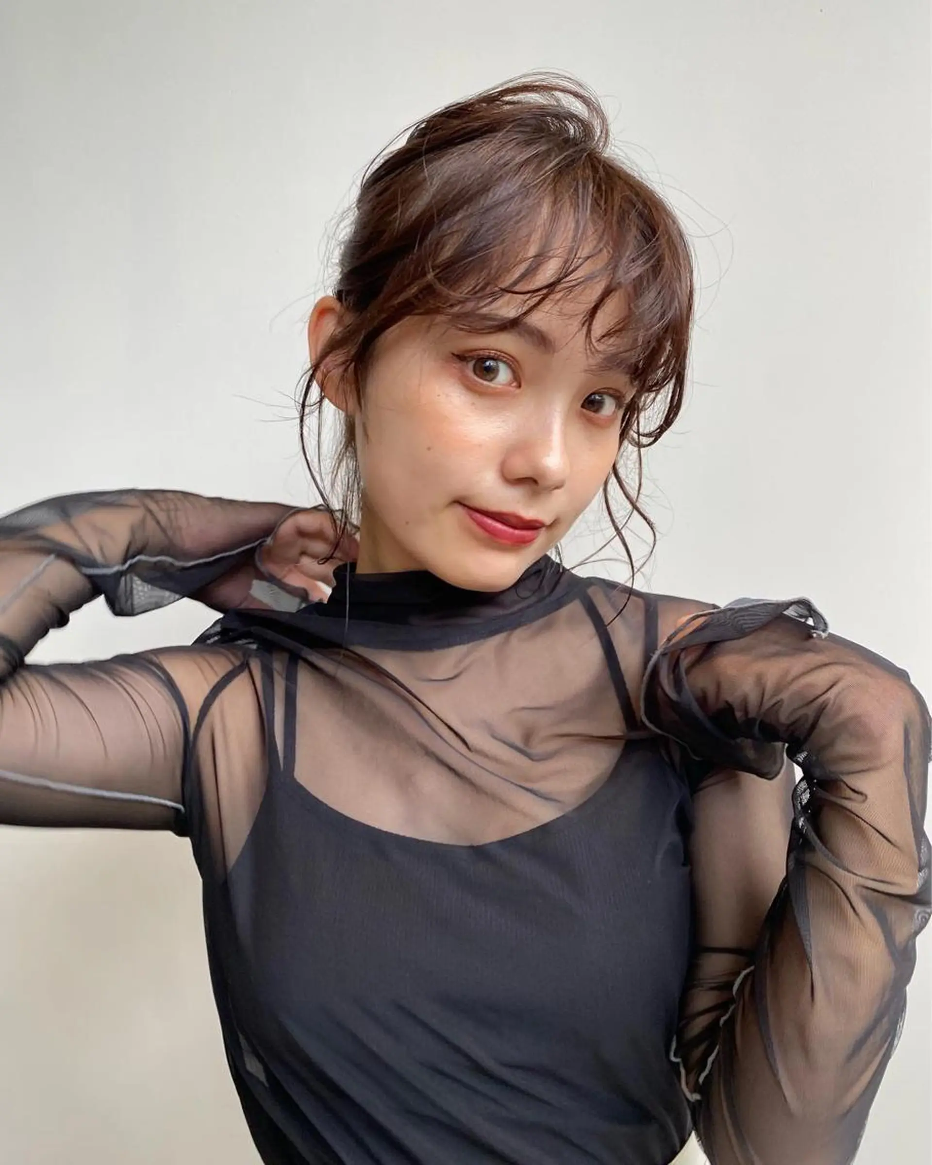 ミディアム カラー 中井 一葉のヘアスタイル