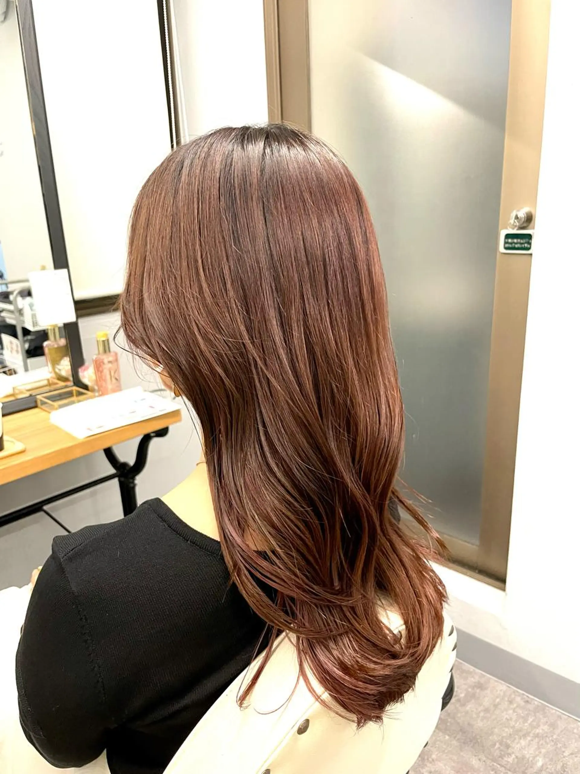 ロング カラー 二ヶ月綺麗が続くレ イヤー/星野六三四のヘアスタイル