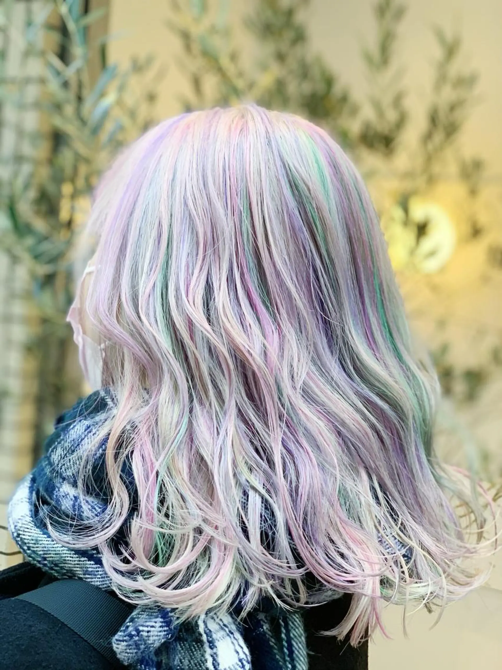 ミディアム カラー ヘアアレンジ ダブルカラー ハイトーンカラー ユニコーンカラー カット ヘアカラー トリートメント 髪質改善×ハイトーン 中田啄也のヘアスタイル