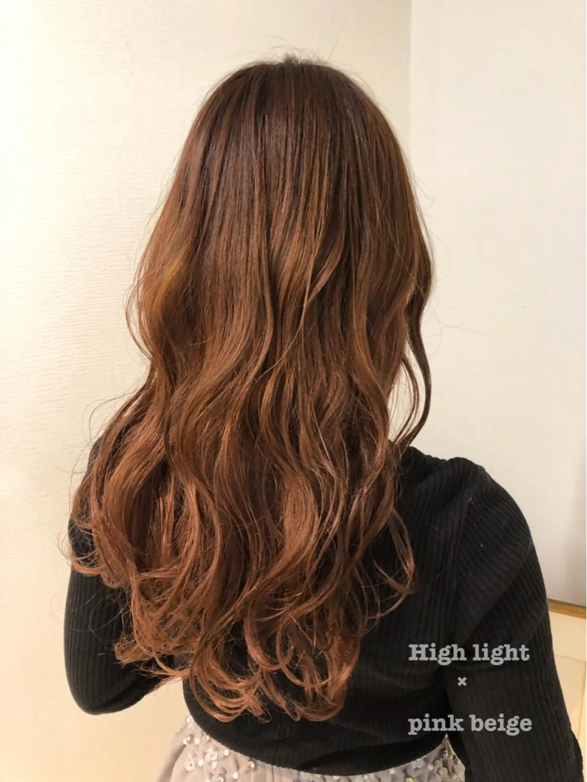 ロング カラー ブリーチ ハイライトカラー ハイトーンカラー ピンクカラー ハイライト 🤍中野 レオ🤍のヘアスタイル