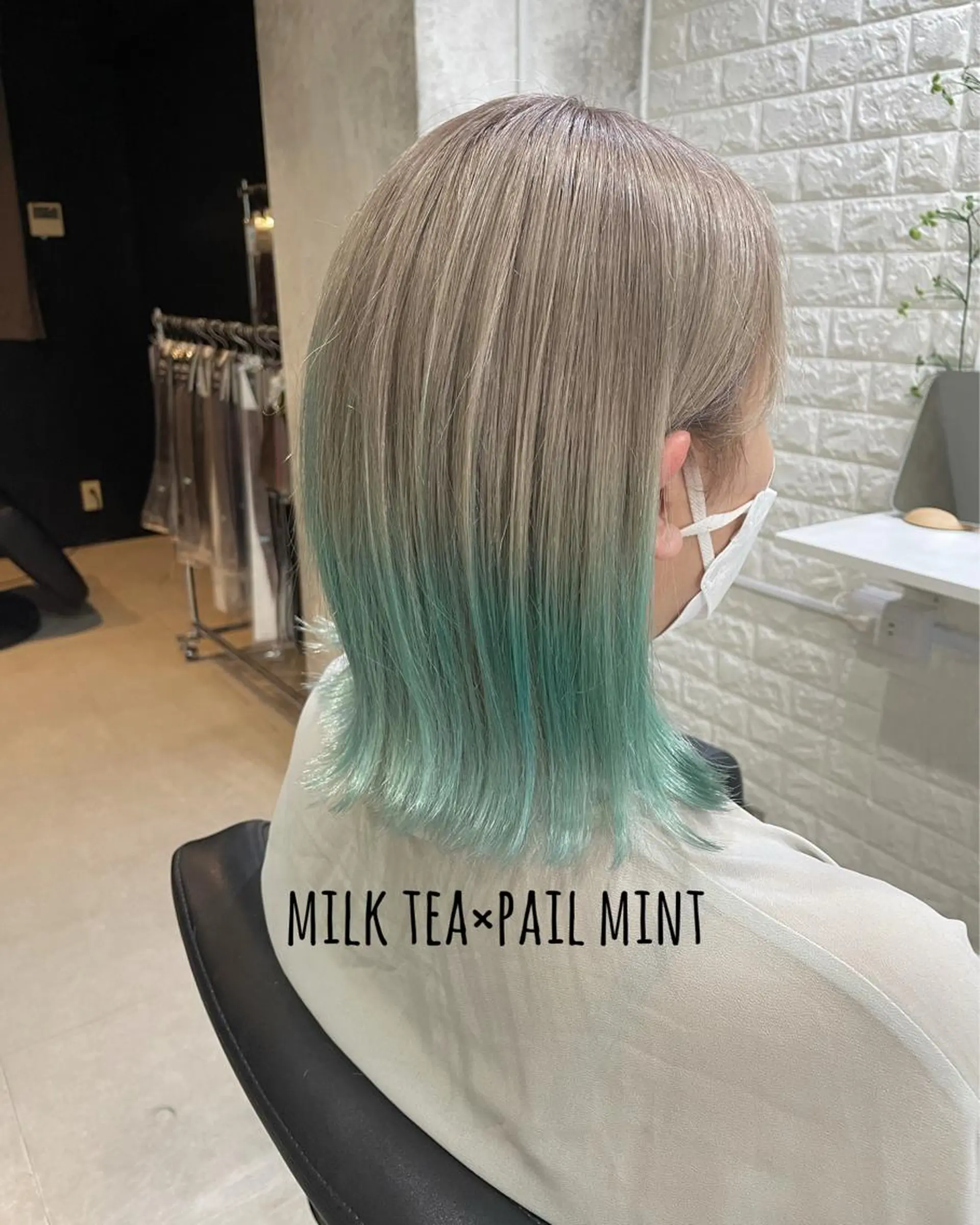 ショート カラー 透明感カラー グラデーションカラー ミント ヘアカラー トリートメント にしき さんのヘアスタイル