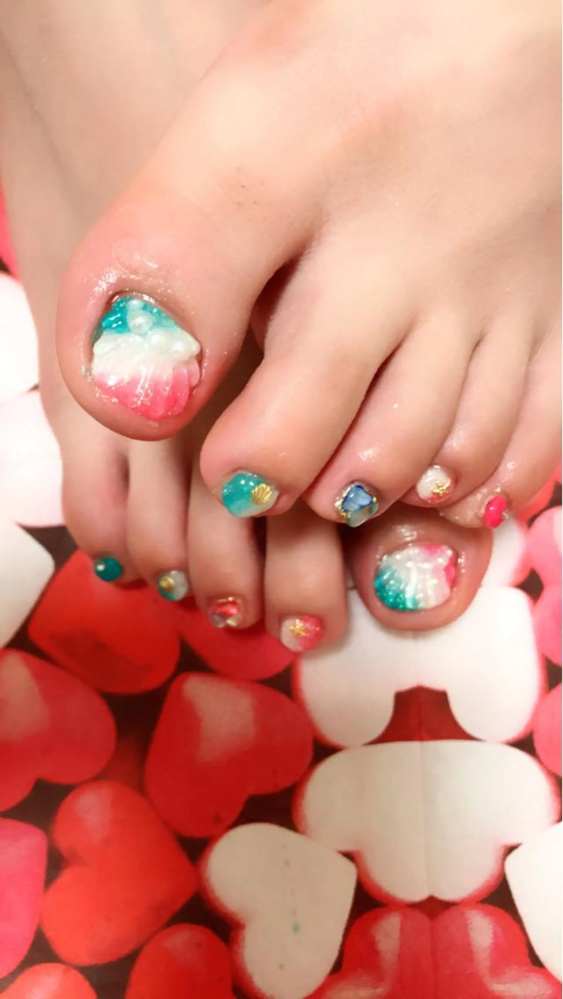 ネイル LOVEnail tomoのネイルデザイン