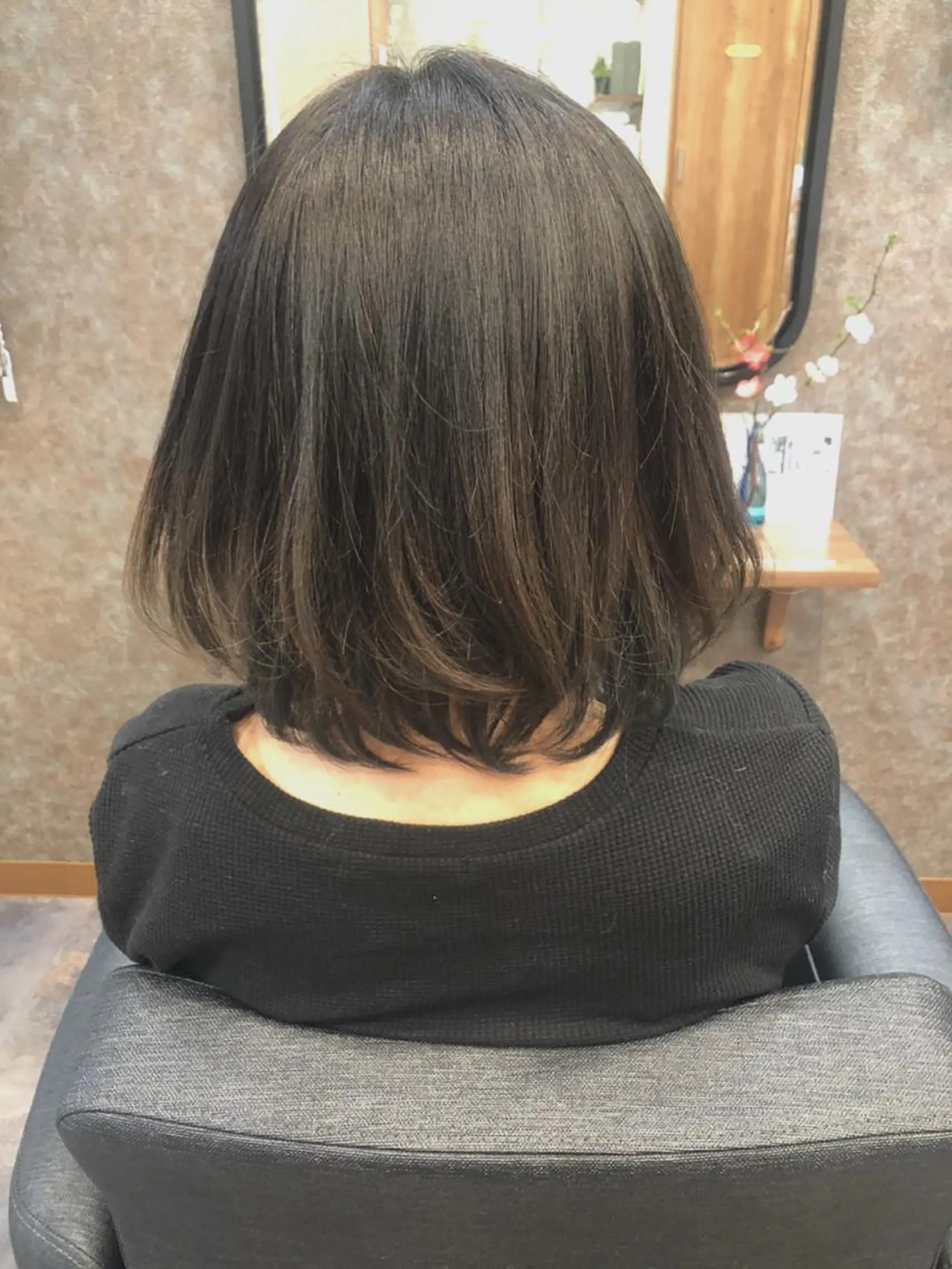 カラー ブリーチ ハイライトカラー 野咲き 美容室のマツエク・マツパデザイン