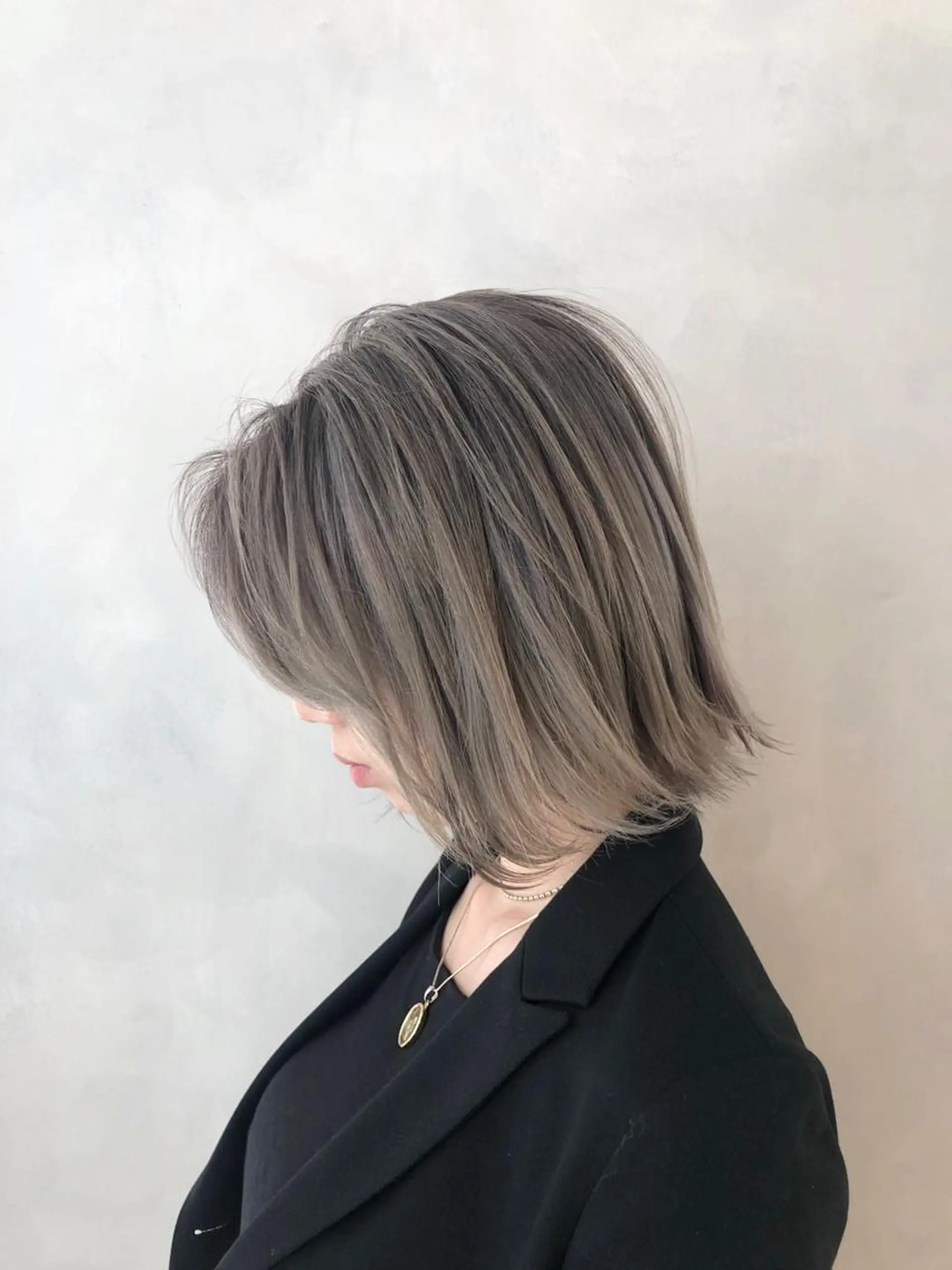 ミディアム カット ヘアカラー 🌸ハイトーン 新田　廉 🌸のヘアスタイル