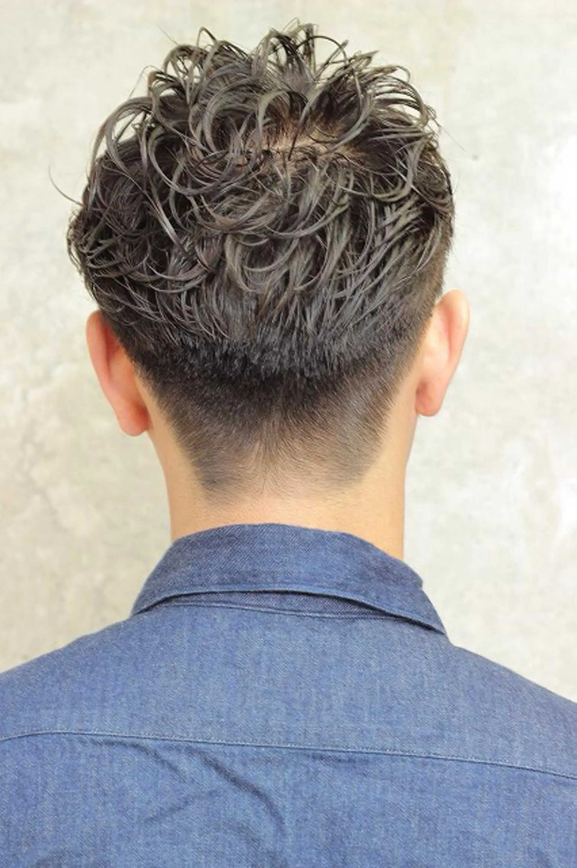 メンズ 刈り上げ 及川 光のヘアスタイル