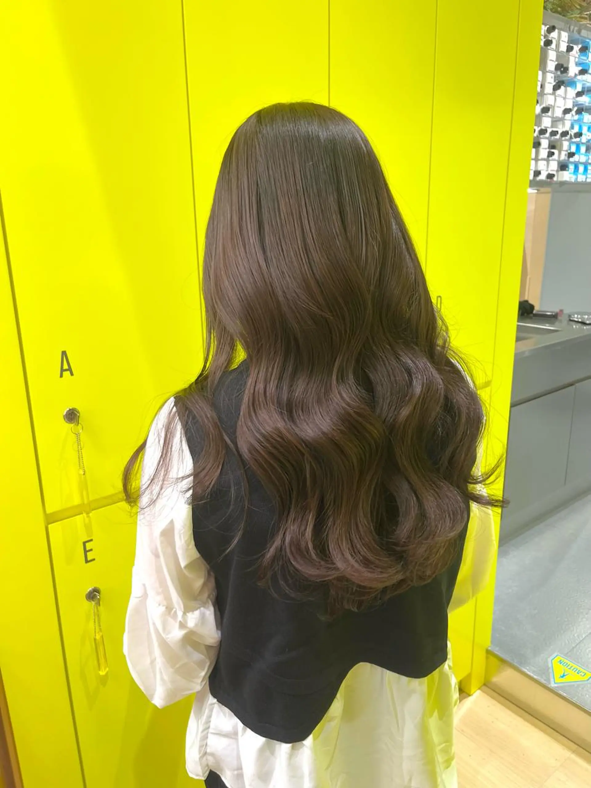 カラー 🟣niw SHUNNA🟣のヘアスタイル