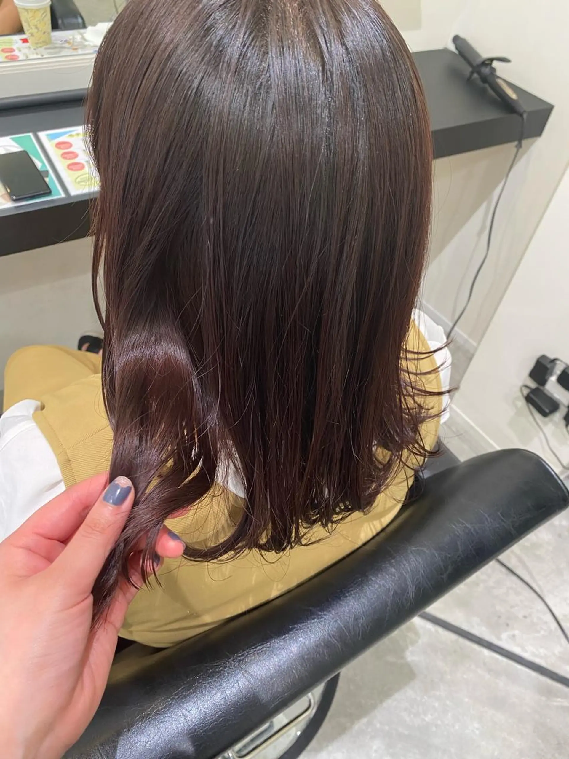 ミディアム カラー ブリーチ ラベンダーカラー ブリーチなしカラー 丸尾 沙弥香のヘアスタイル