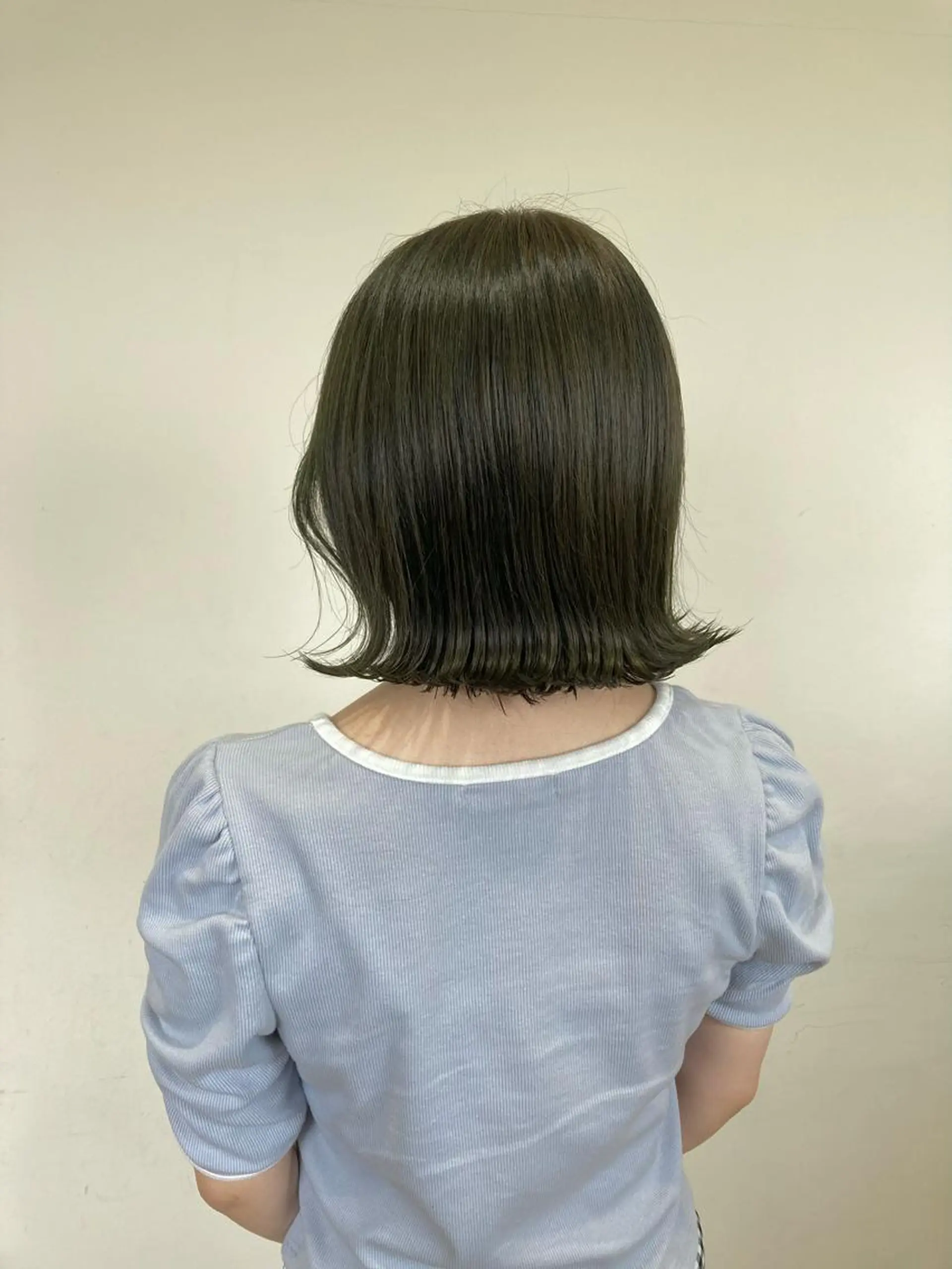 ミディアム ヘアカラー 梅山 美侑のヘアスタイル