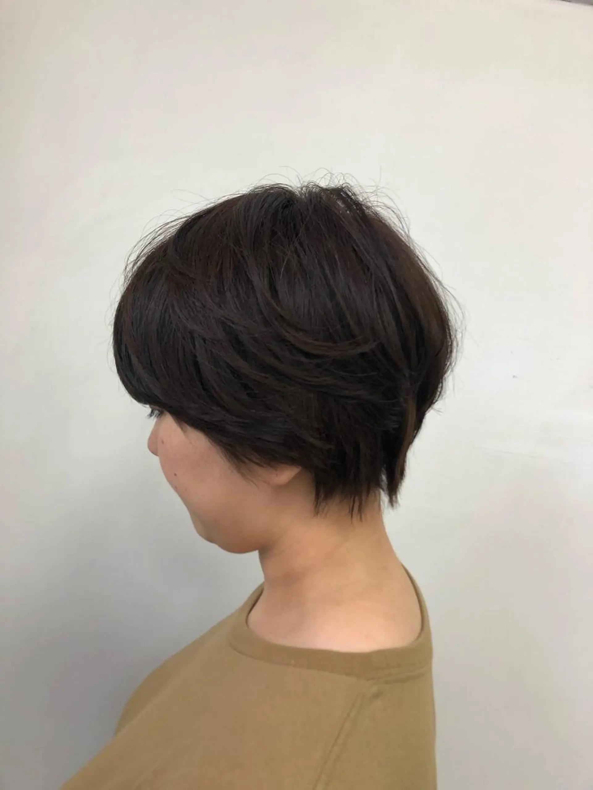 ショート カラー CoCooN Hiromiのヘアスタイル