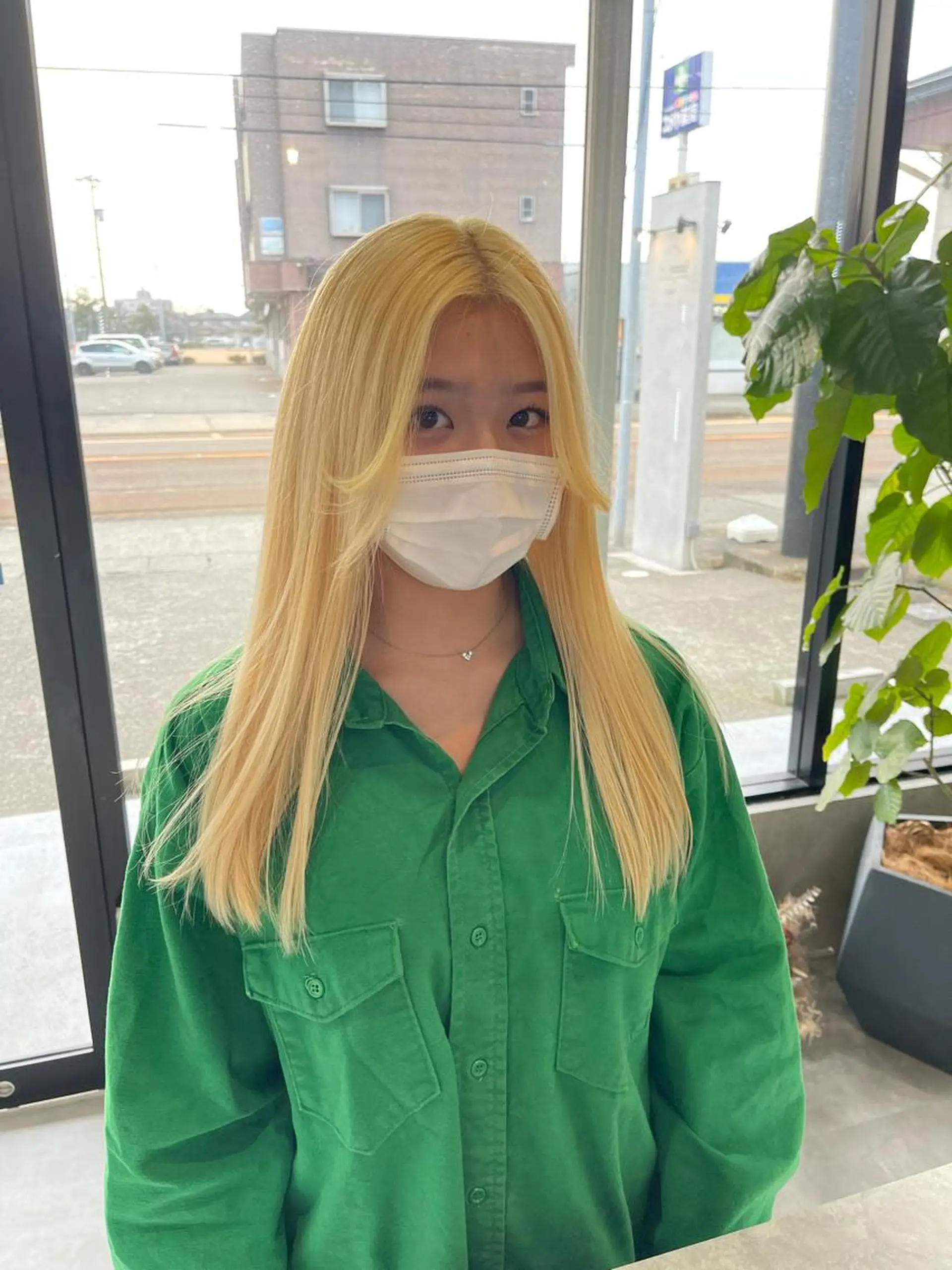 ミディアム カラー カット ヘアカラー トリートメント 一ノ瀬 暁のヘアスタイル