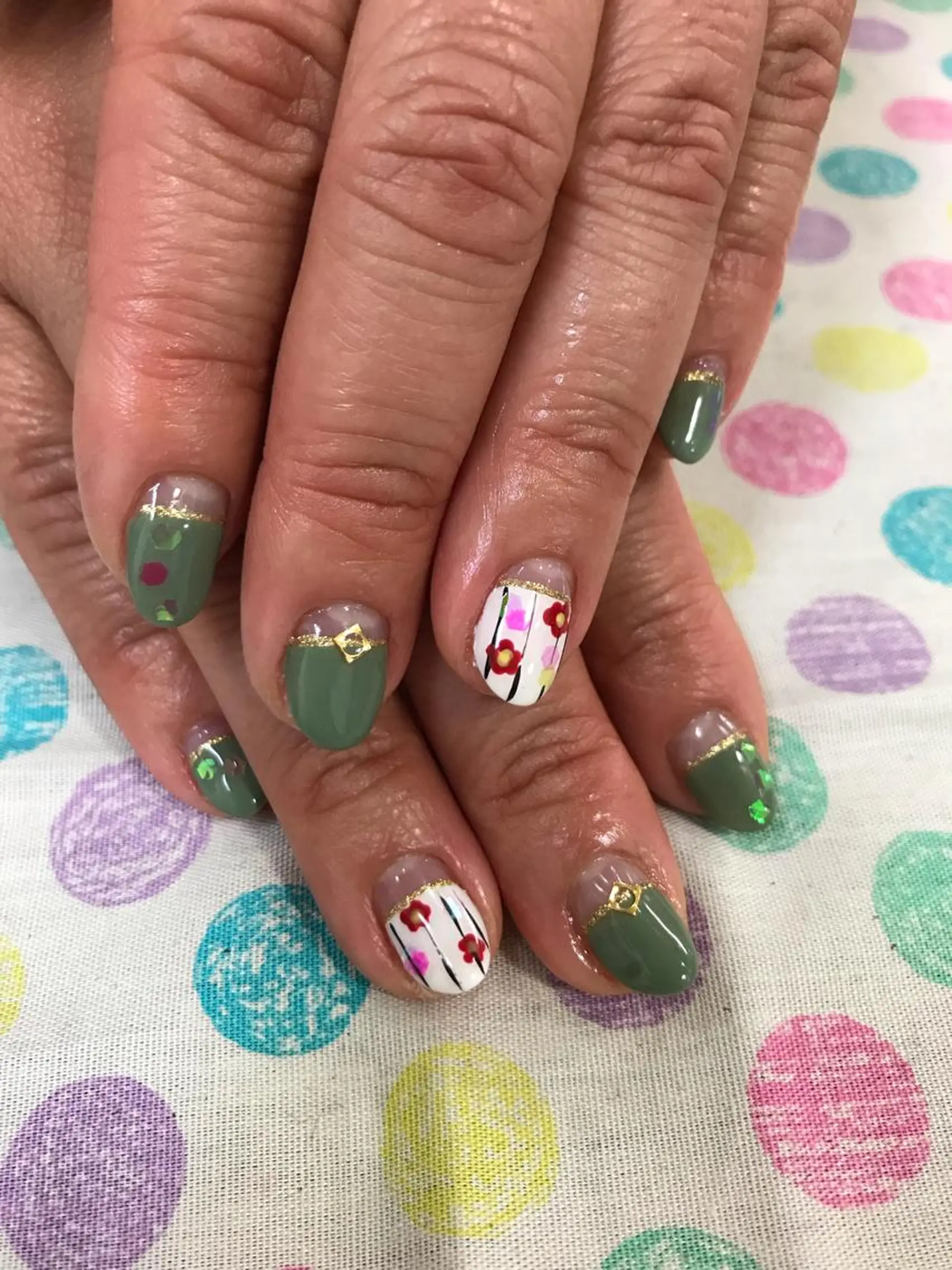 ネイル ハンドネイル 仲谷 つかさのエステ・リラクイメージ