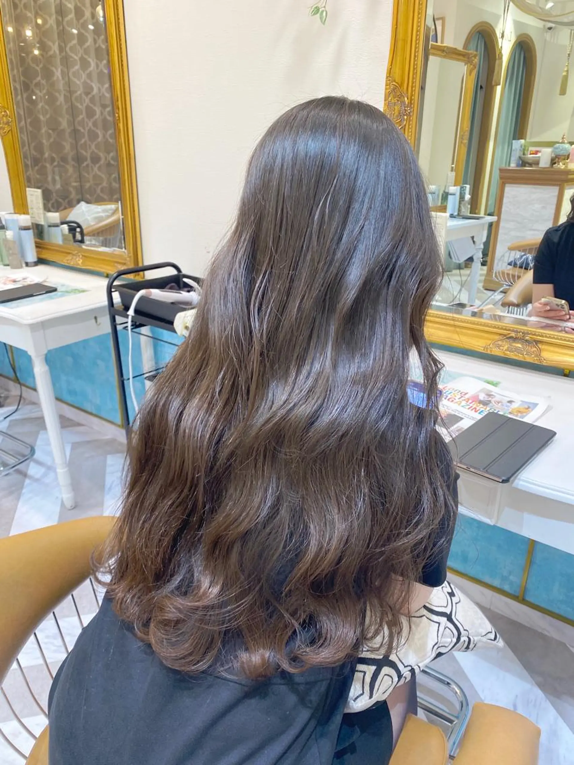 ロング カット ヘアカラー トリートメント レイヤーカット /透明感カラー西田のヘアスタイル