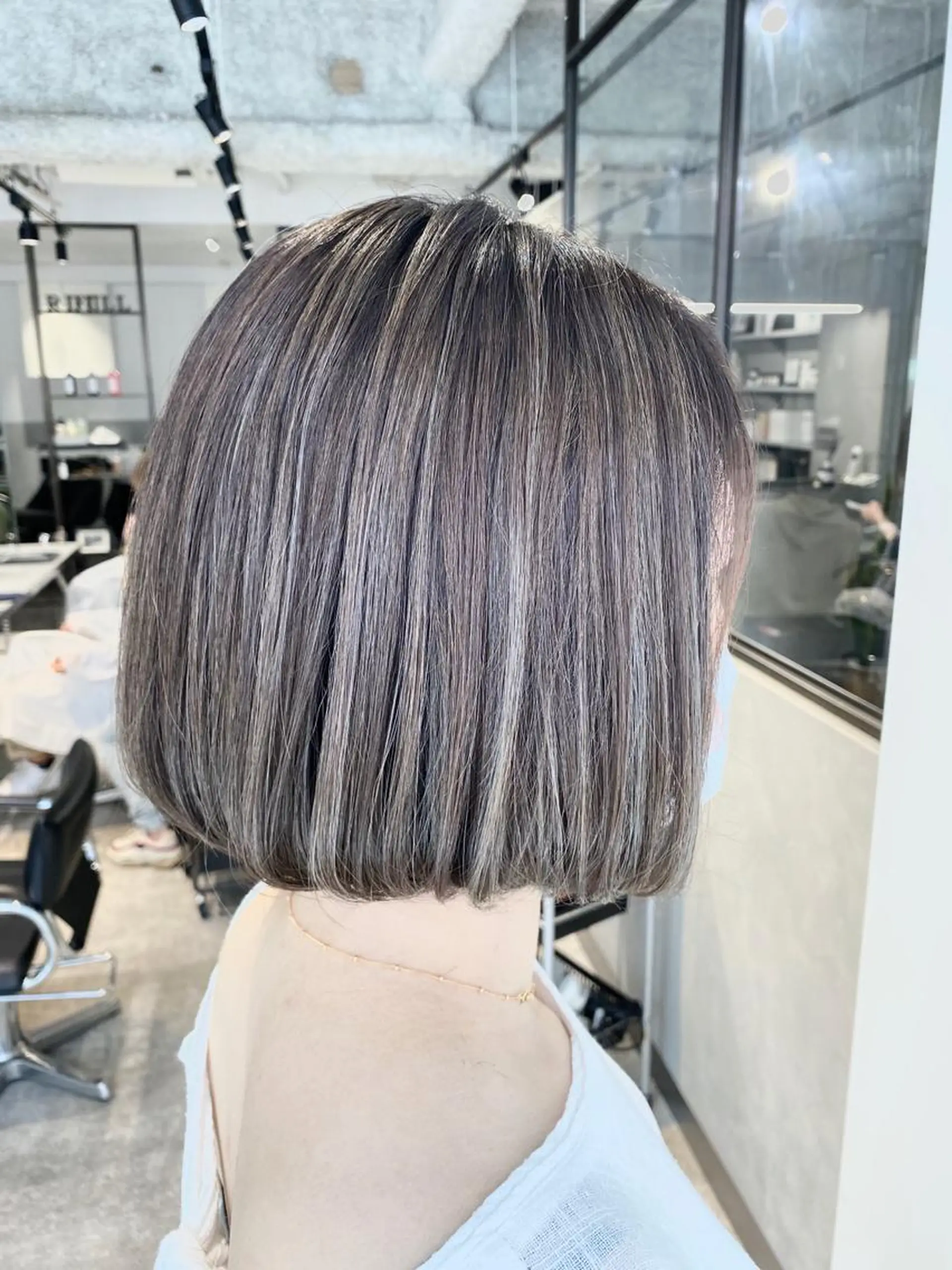 ショート カラー M IIのヘアスタイル
