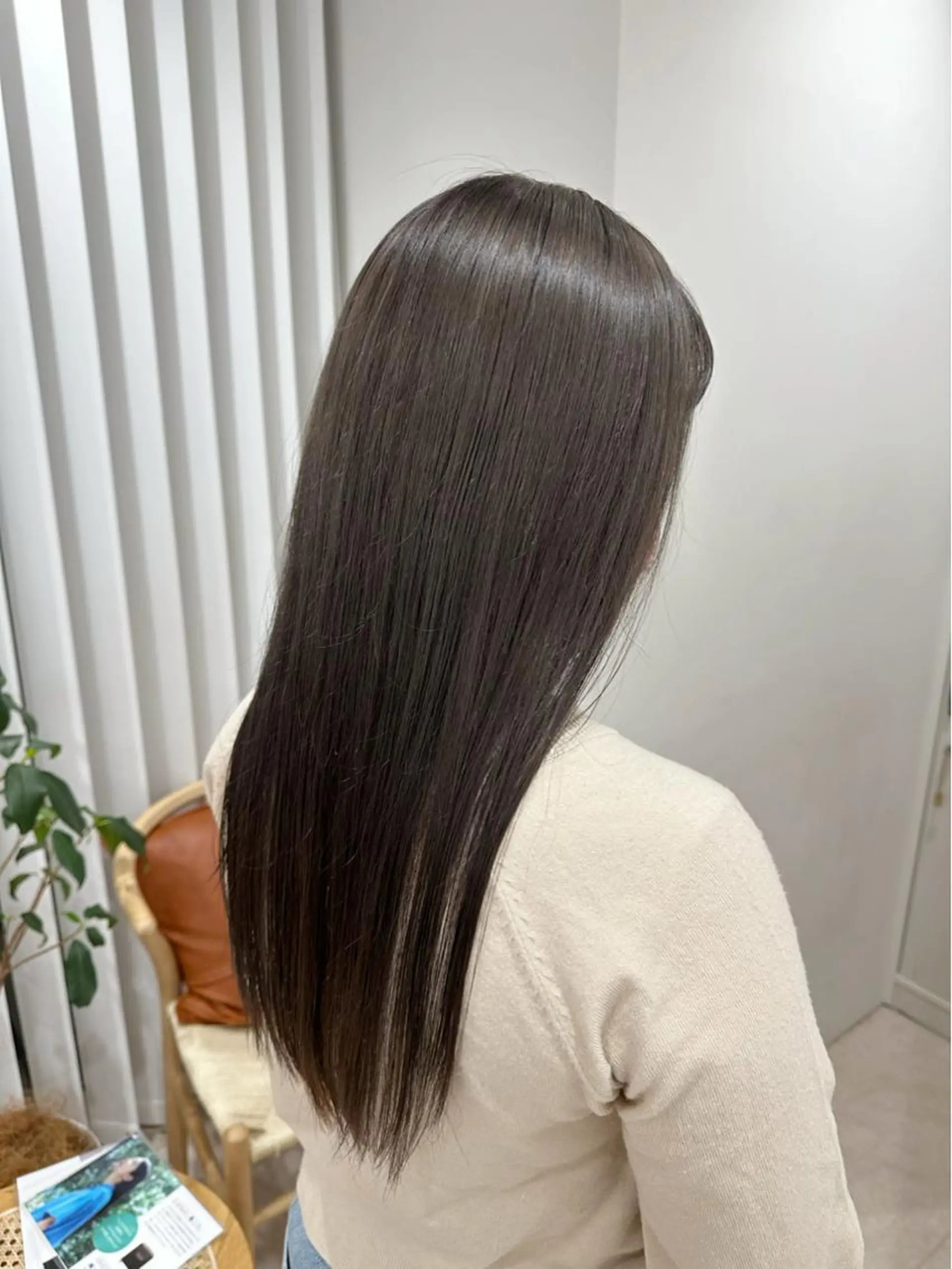 ロング 越後 遥/ 透明感カラー🪞🤍のヘアスタイル