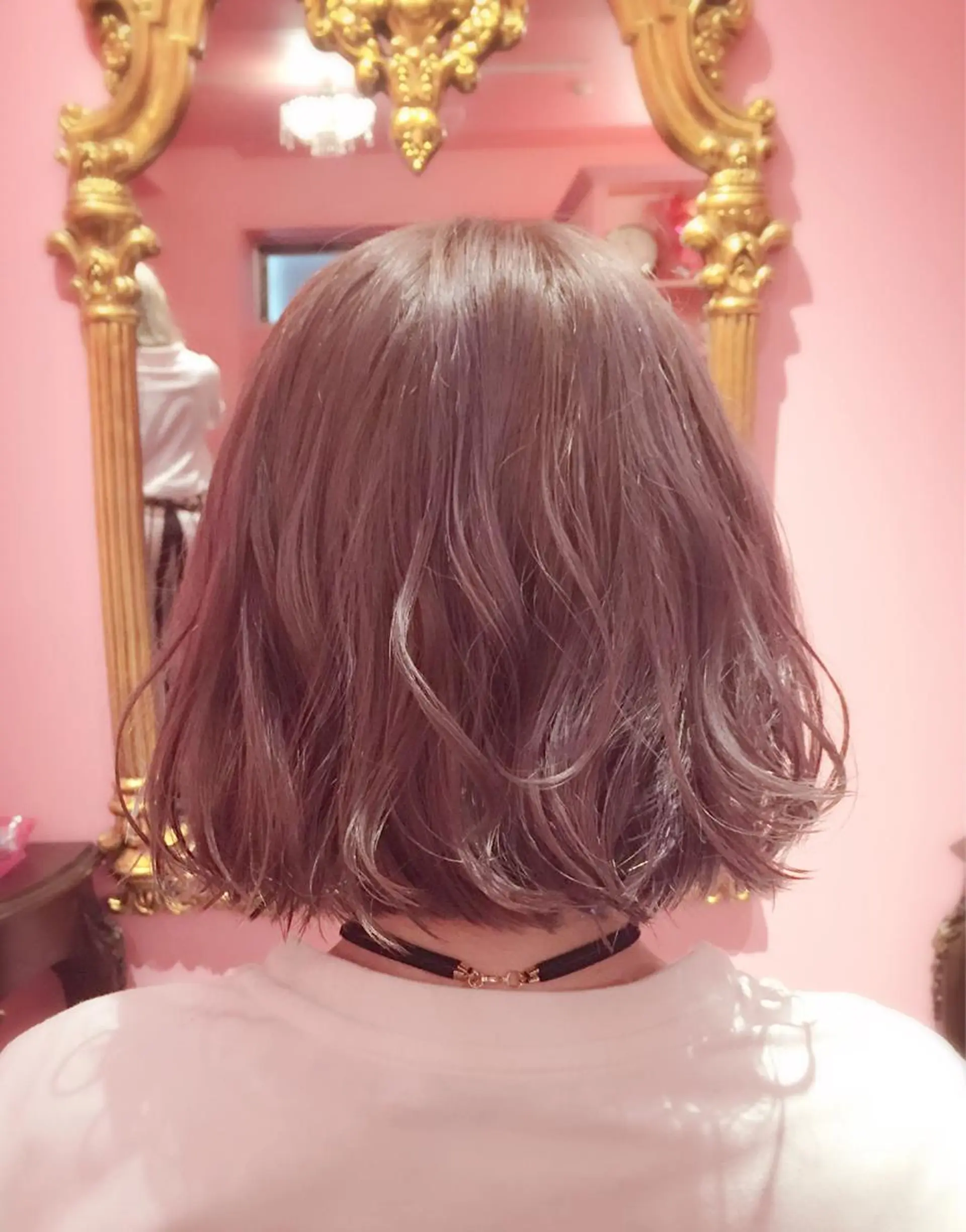 ショート カラー アッシュ ラベンダーカラー ラベンダーアッシュ 櫻井 愛弓のヘアスタイル