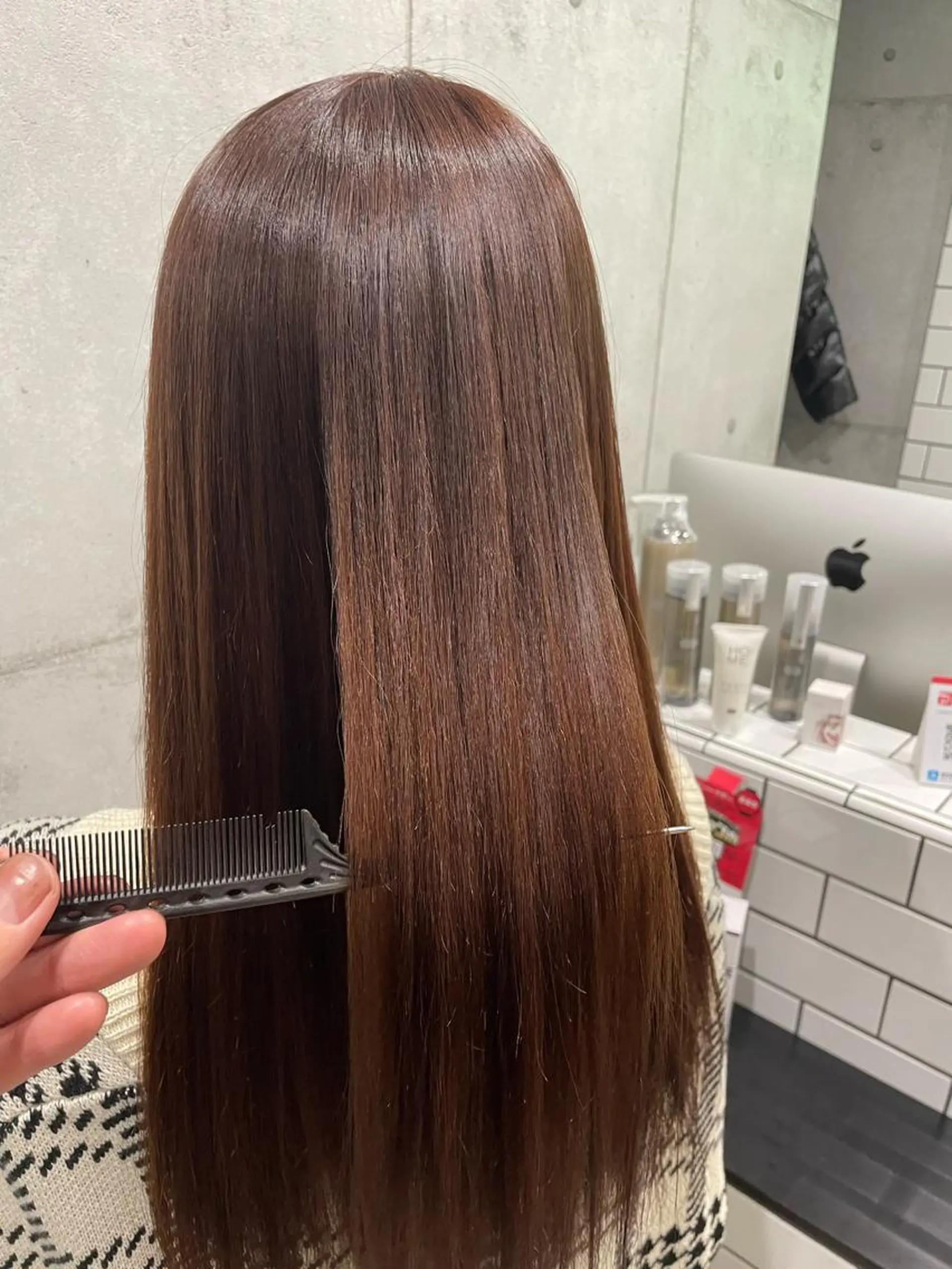 ロング カット ヘアカラー 縮毛矯正 トリートメント ✂︎newi池袋✂︎ 長谷川寛のヘアスタイル