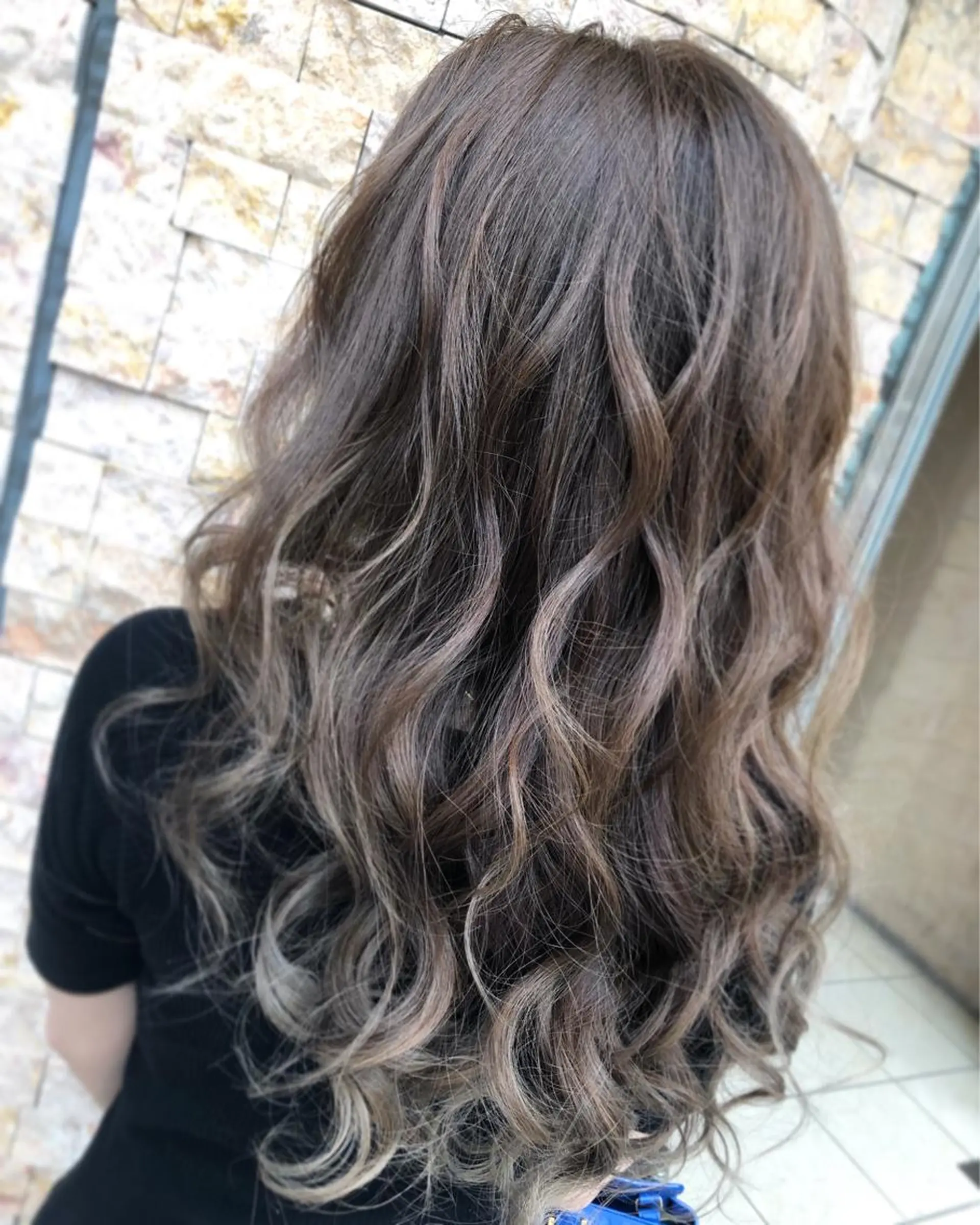 ロング カラー 透明感カラー グラデーションカラー グレージュ ヘアカラー kazufumi ..のヘアスタイル